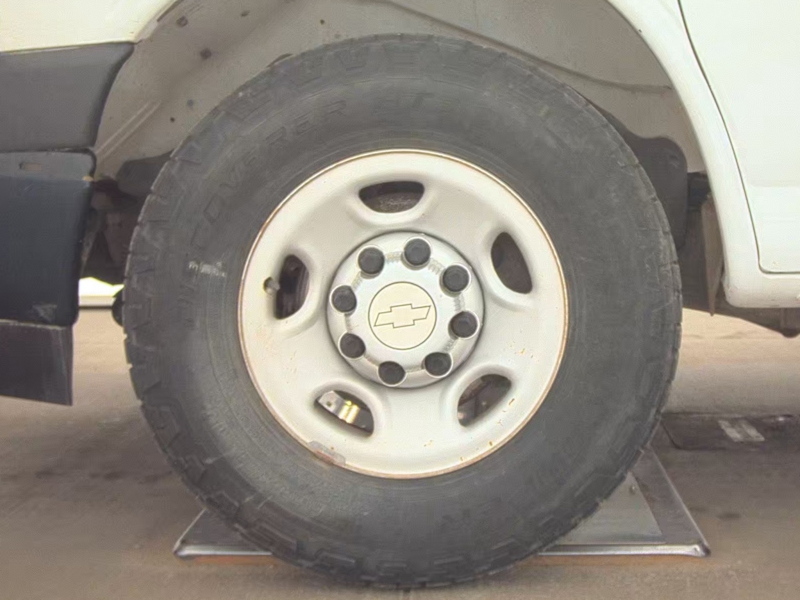 2018 Chevrolet Express 2500 Work Van, 39747, Photo