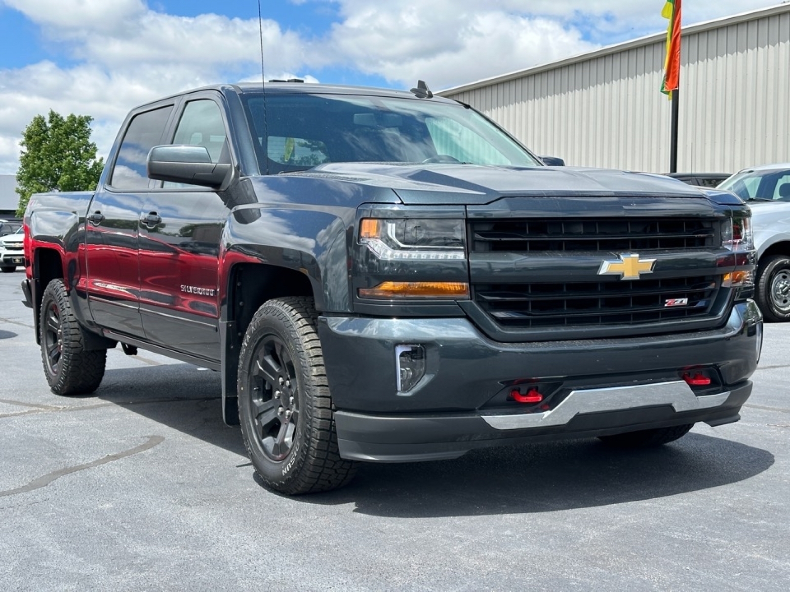 2018 Chevrolet Silverado 1500 LT, 36968, Photo