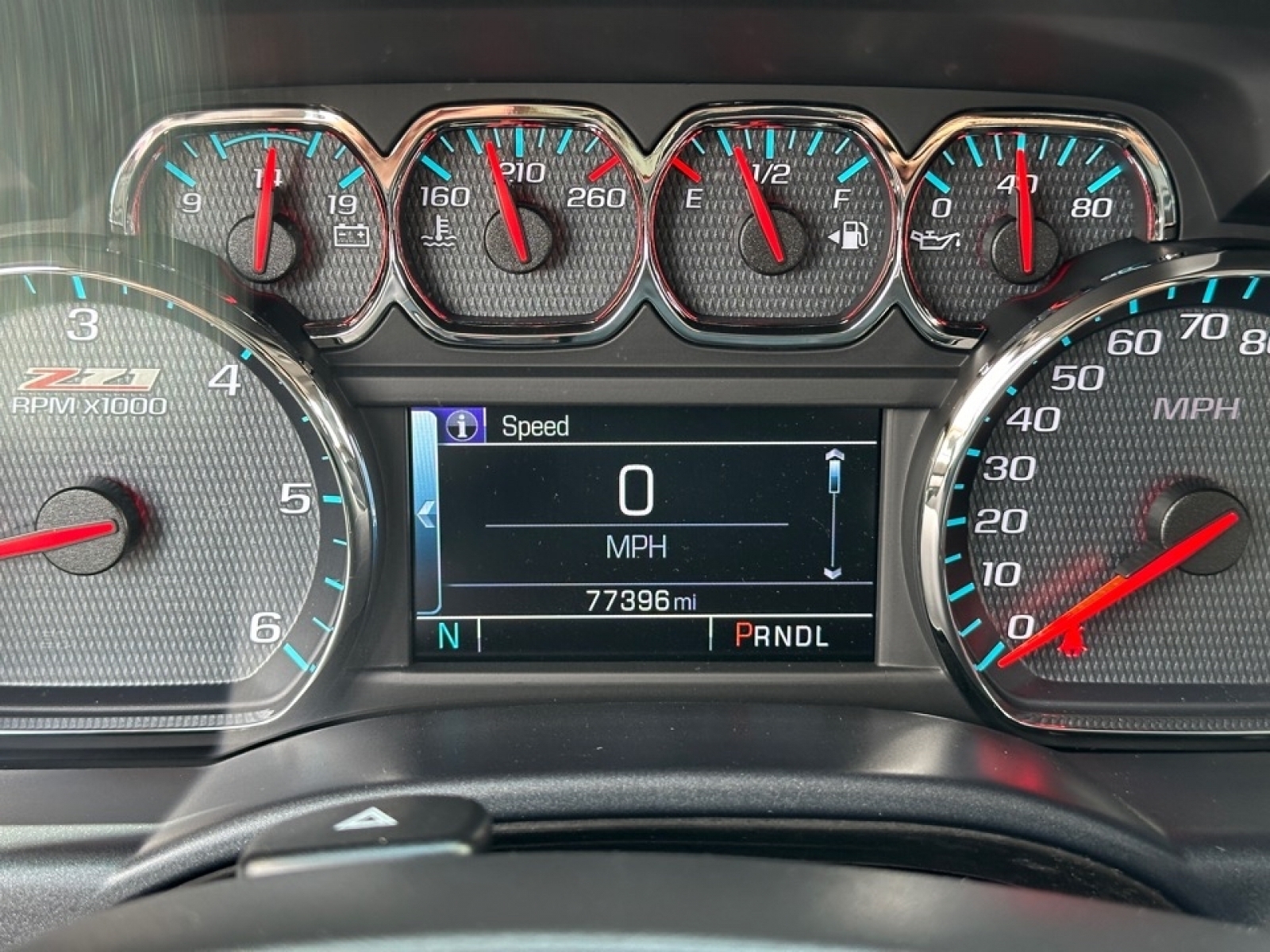 2018 Chevrolet Silverado 1500 LT, 36968, Photo