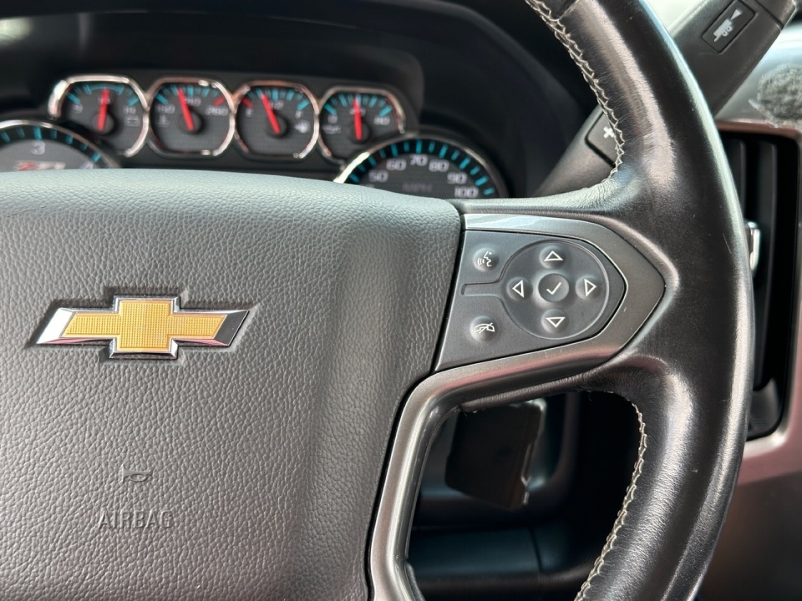 2018 Chevrolet Silverado 1500 LT, 36968, Photo