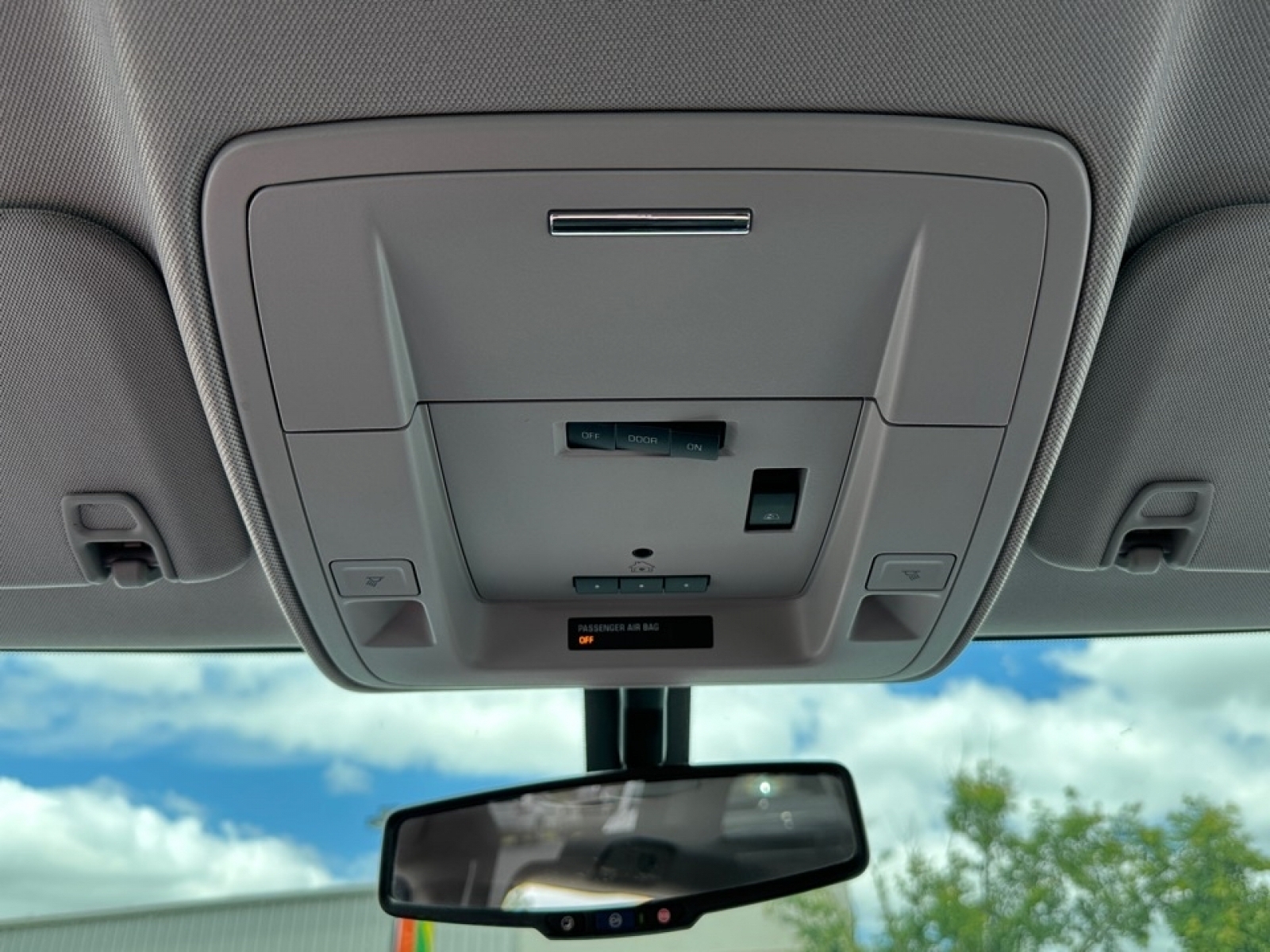 2018 Chevrolet Silverado 1500 LT, 36968, Photo