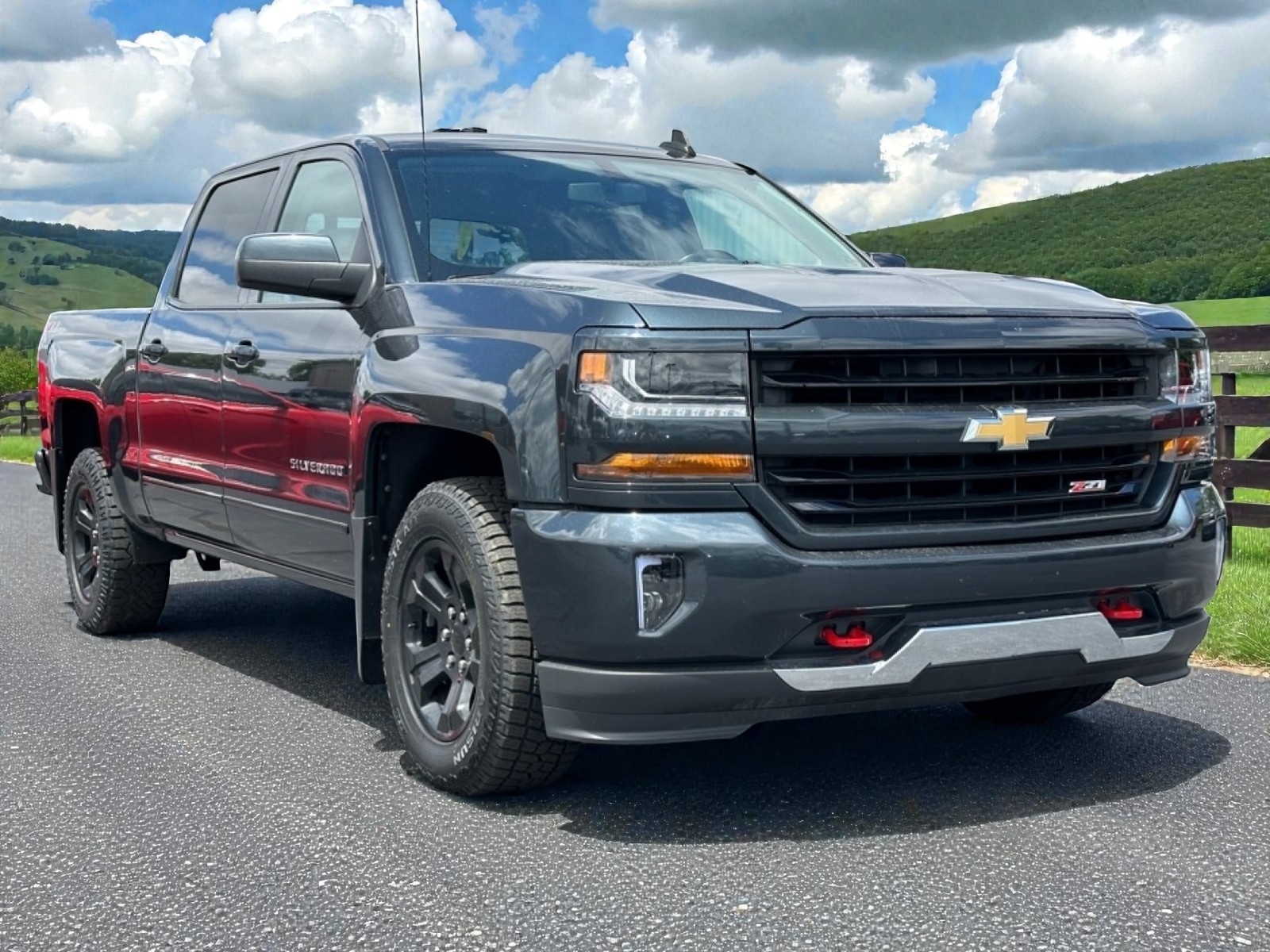 2018 Chevrolet Silverado 1500 2LT, 39153B, Photo