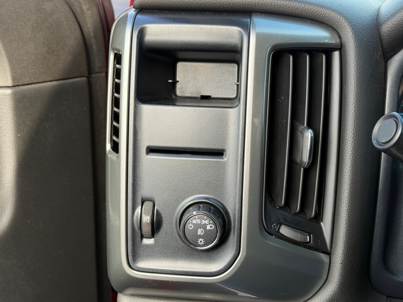 2018 Chevrolet Silverado 1500 1LT, 39190, Photo