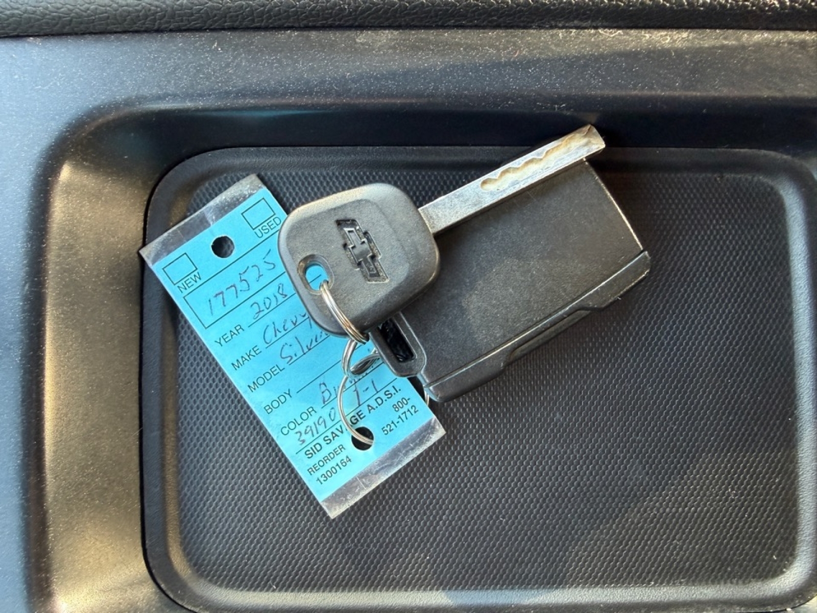 2018 Chevrolet Silverado 1500 1LT, 39190, Photo