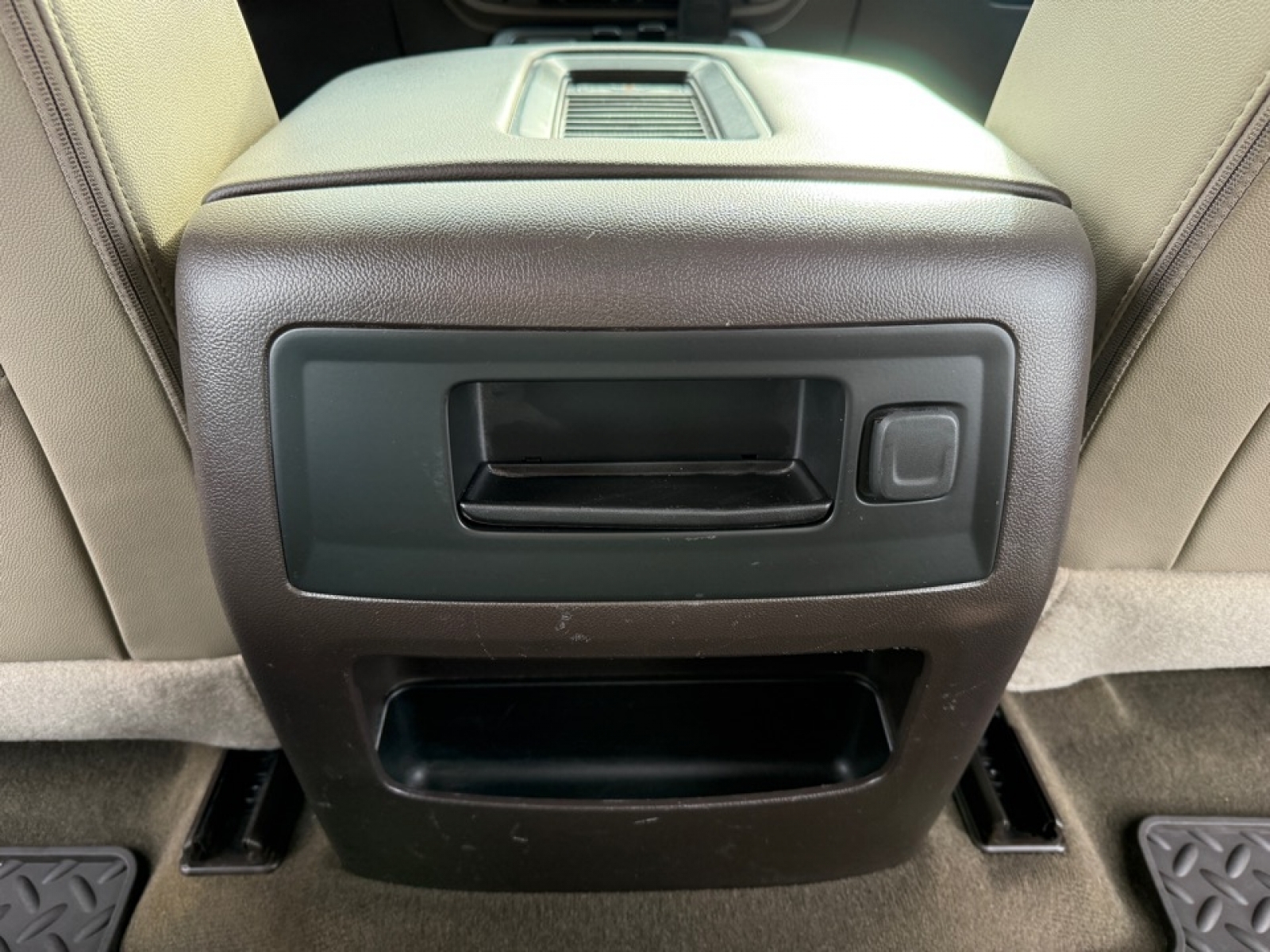 2018 Chevrolet Silverado 1500 2LZ, 39359, Photo