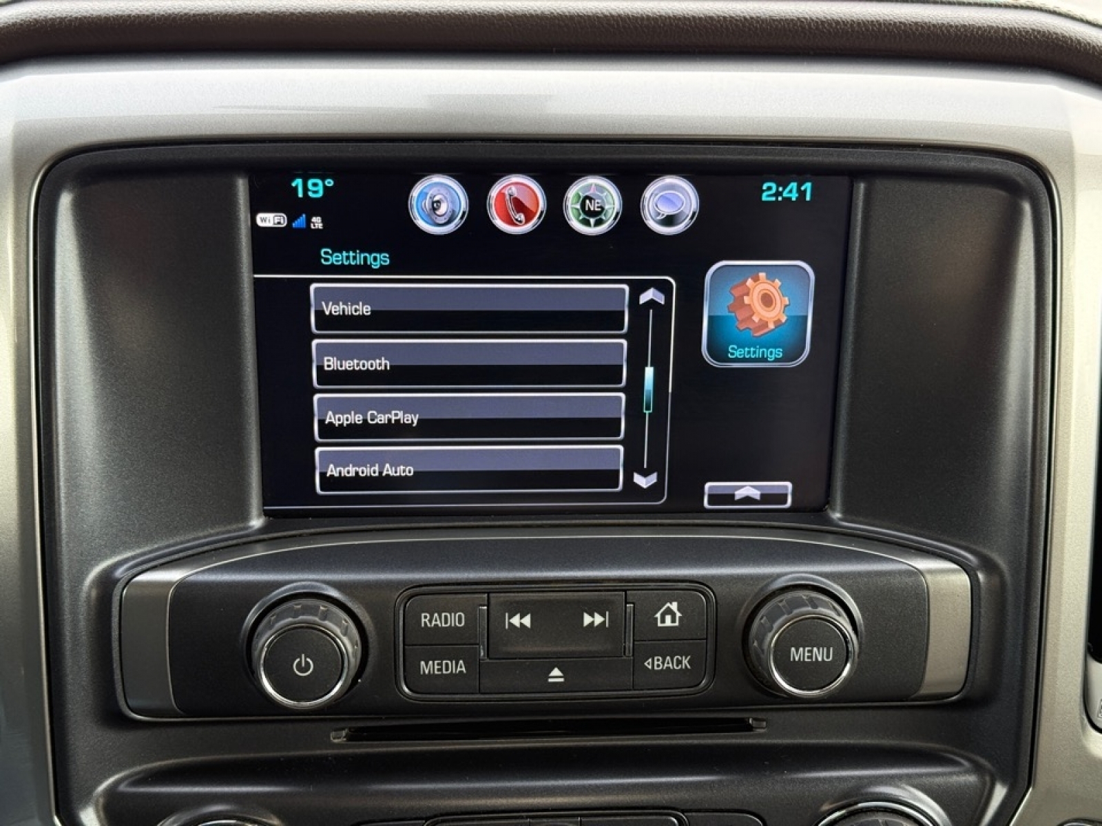 2018 Chevrolet Silverado 1500 2LZ, 39359, Photo