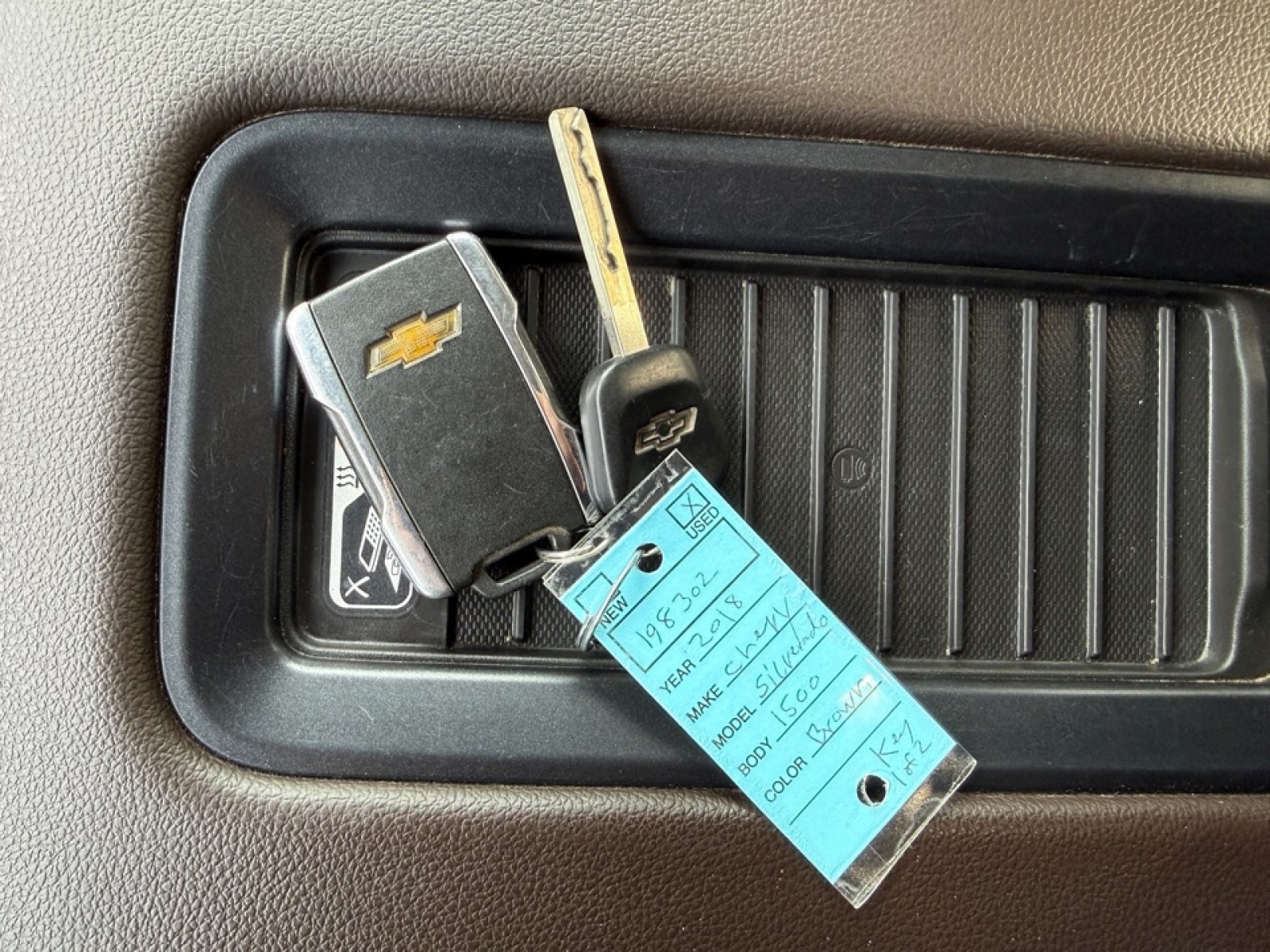 2018 Chevrolet Silverado 1500 2LZ, 39359, Photo