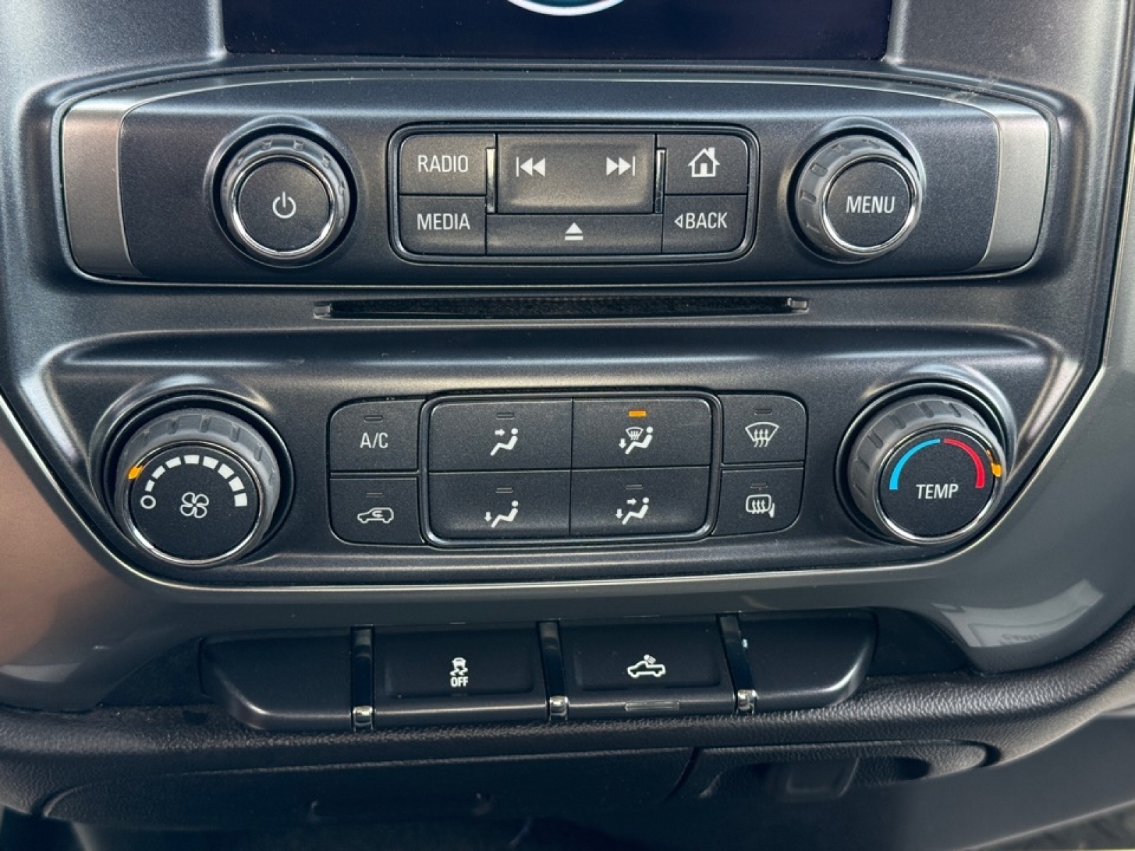 2018 Chevrolet Silverado 1500 1LT, 39450, Photo