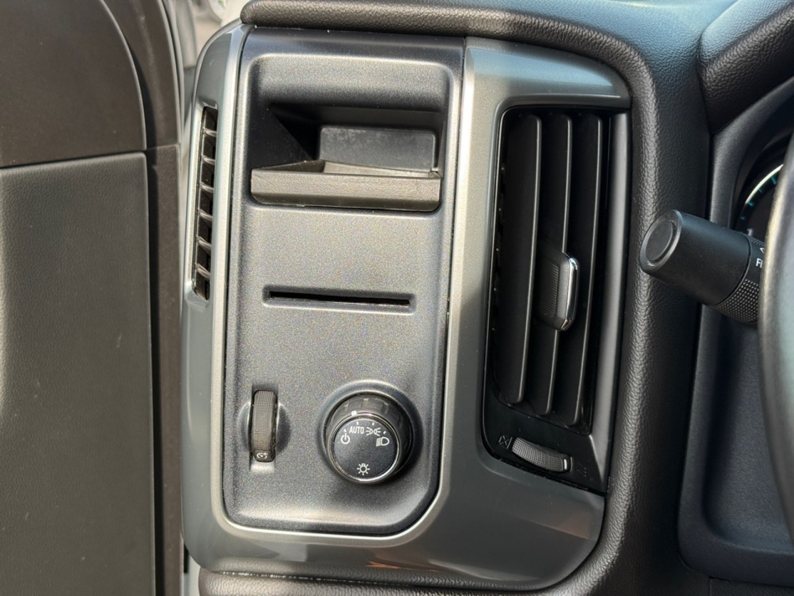 2018 Chevrolet Silverado 1500 1LT, 39450, Photo