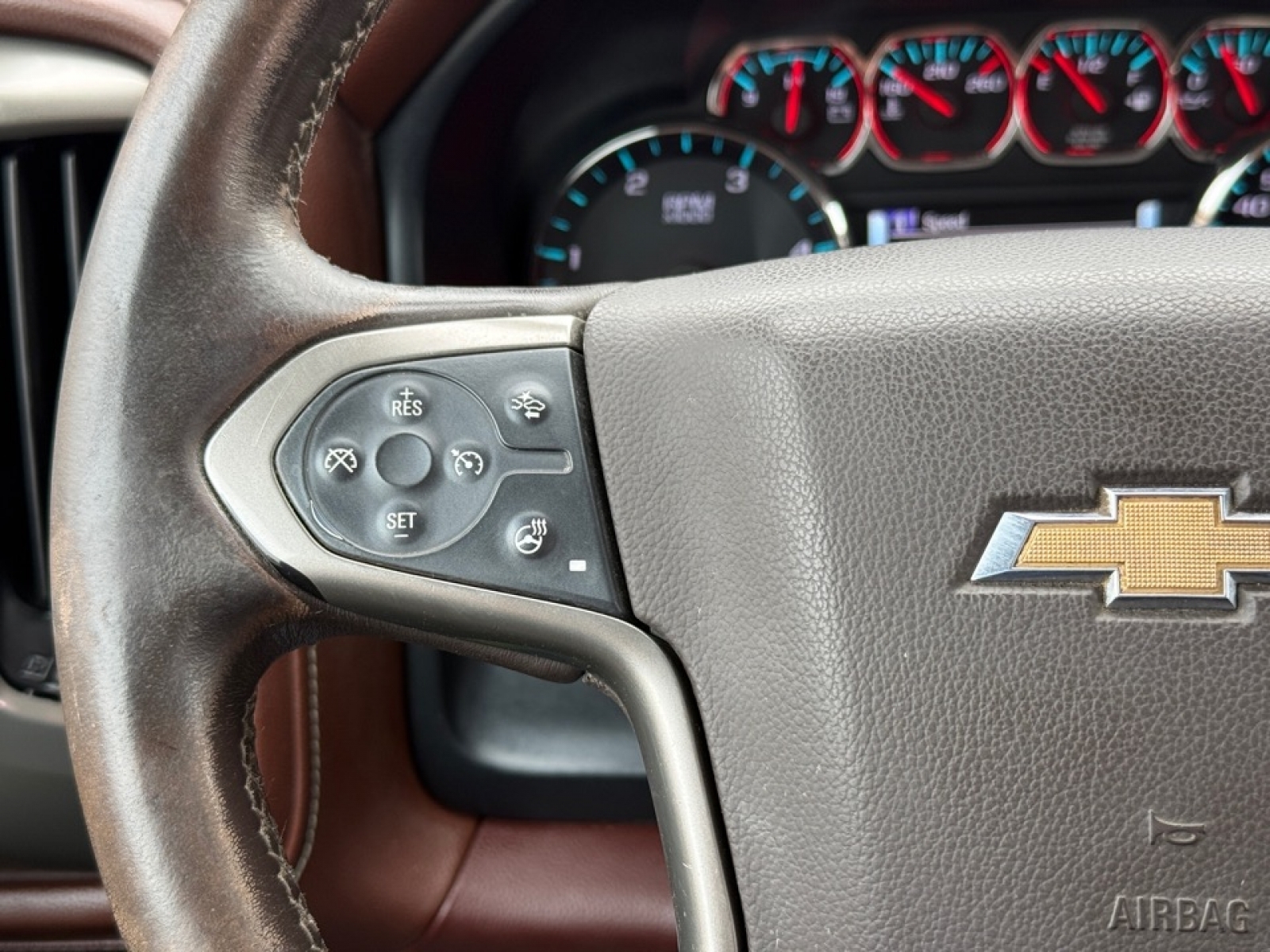 2018 Chevrolet Silverado 3500HD High Country, 39030, Photo