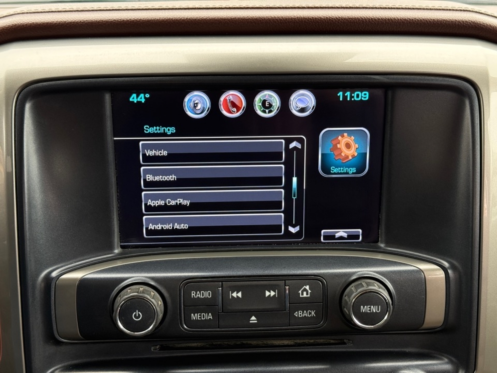 2018 Chevrolet Silverado 3500HD High Country, 39030, Photo