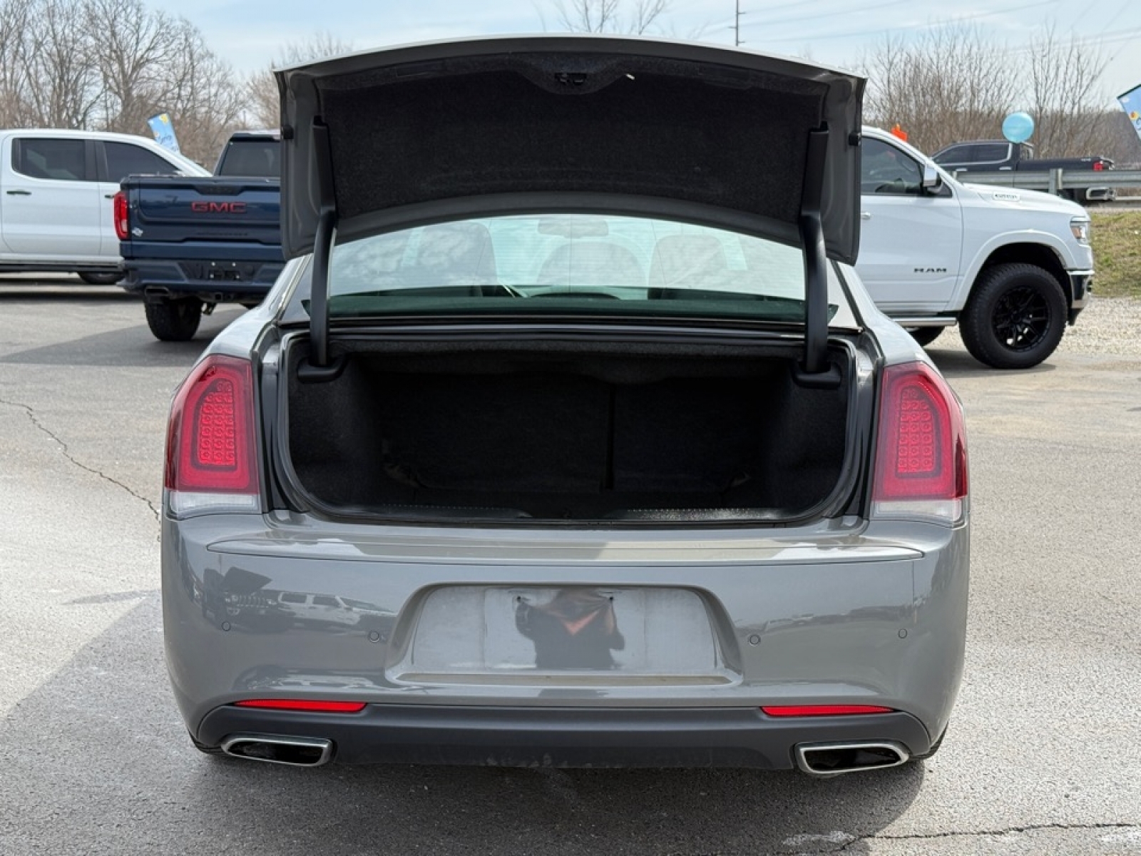 2018 Chrysler 300 300S AWD, 39622, Photo