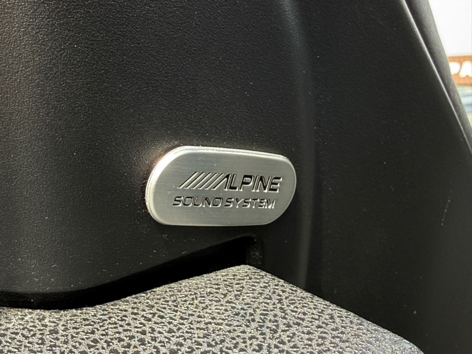 2018 Chrysler 300 300S AWD, 39622, Photo