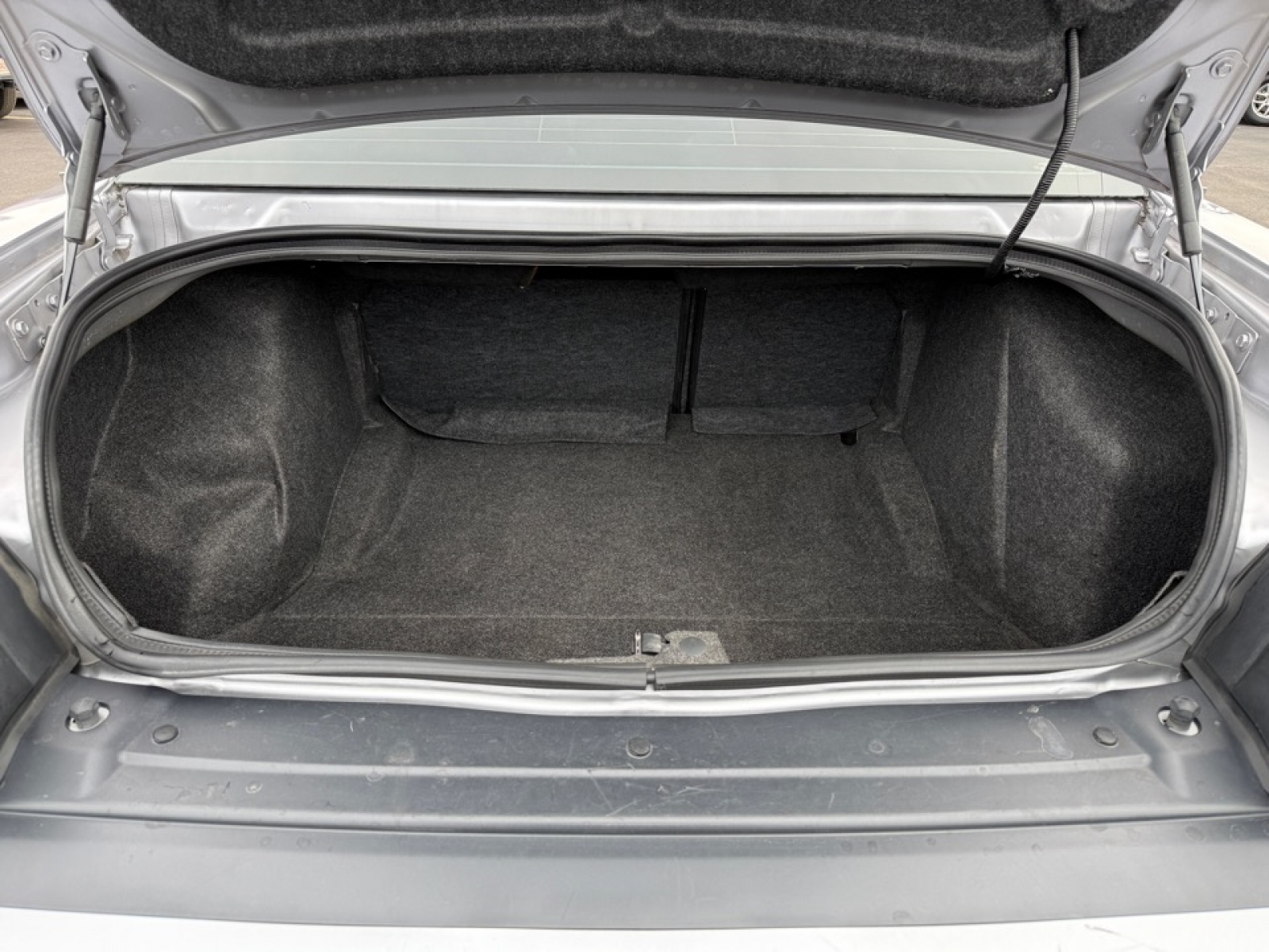 2018 Dodge Challenger SXT Plus, 38597A, Photo