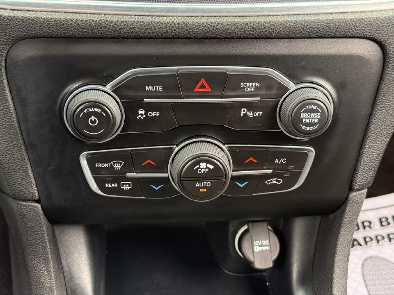 2018 Dodge Charger SXT Plus RWD, 39418, Photo