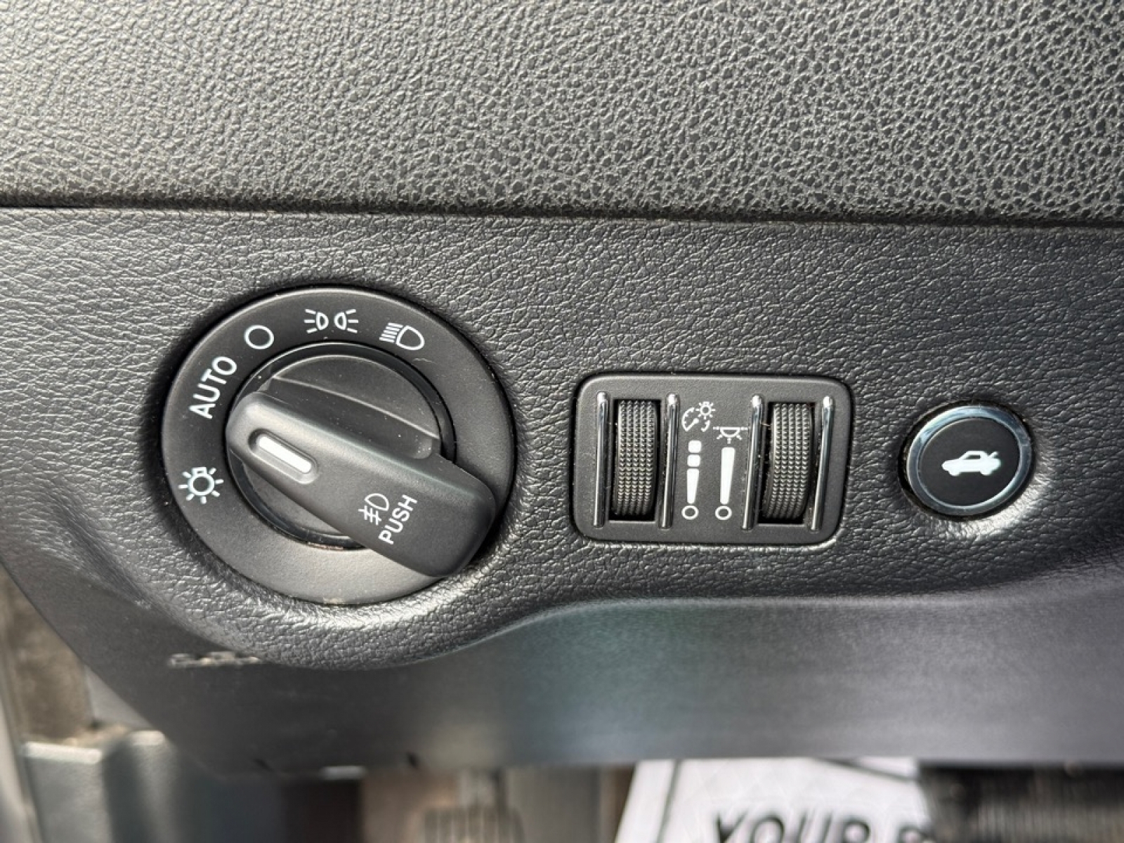 2018 Dodge Charger SXT Plus RWD, 39418, Photo