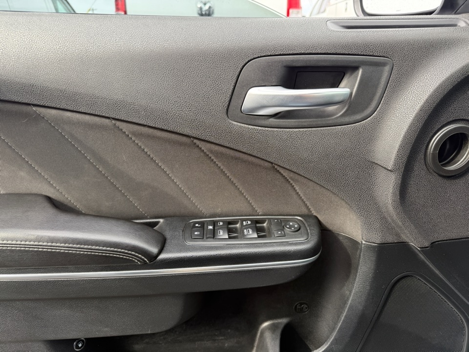 2018 Dodge Charger SXT Plus RWD, 39418, Photo