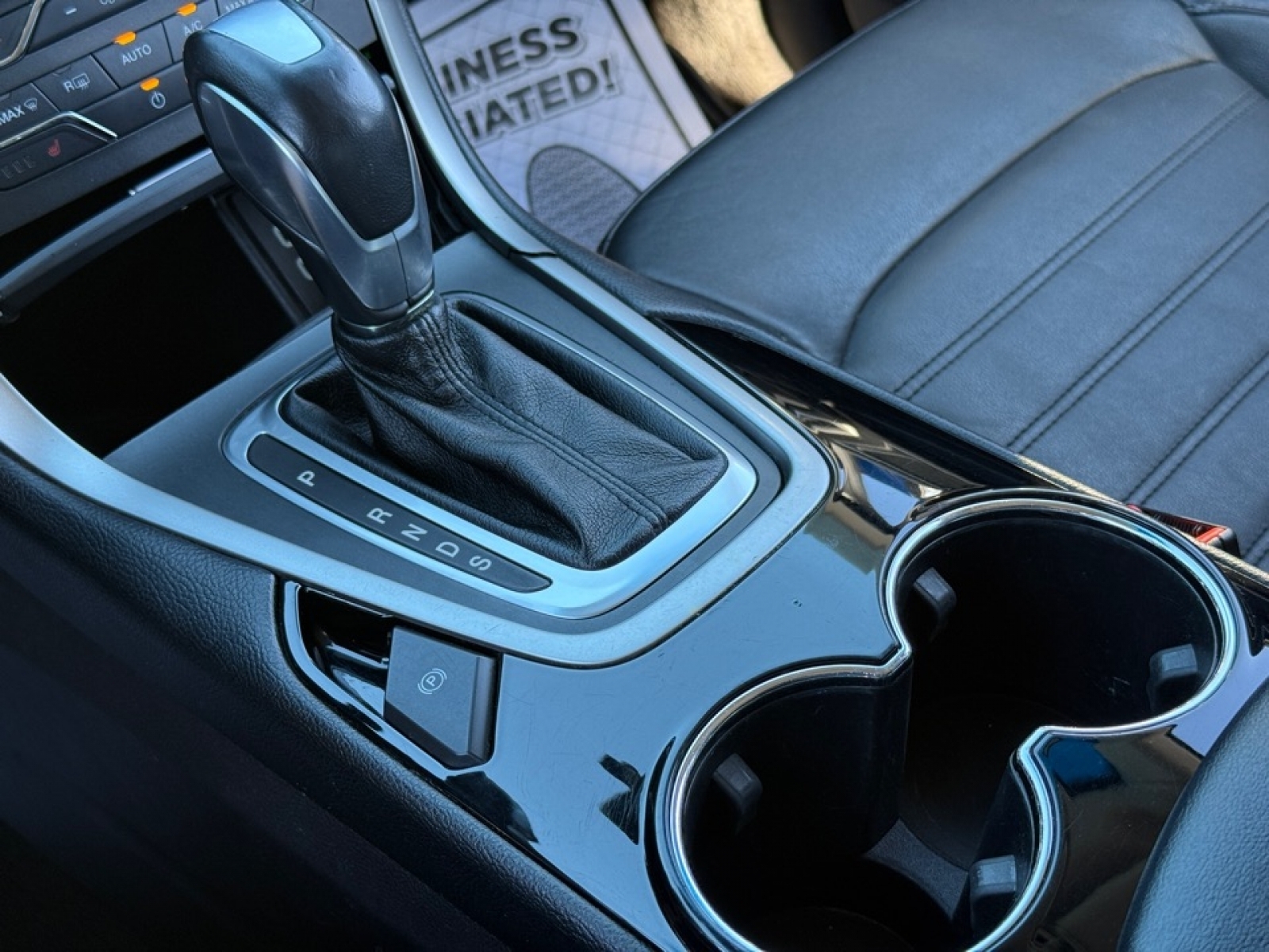 2018 Ford Edge SEL, 39128, Photo