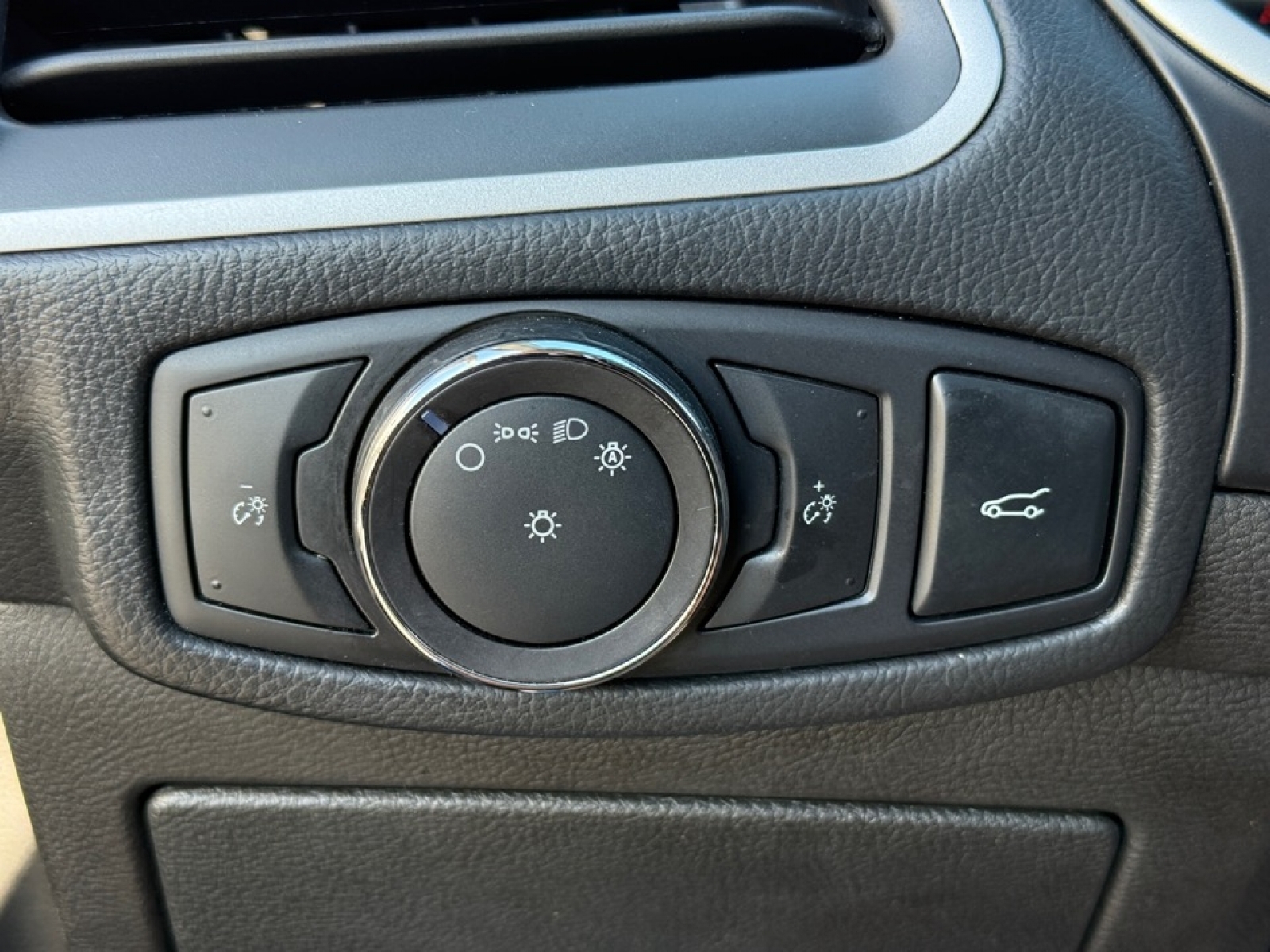 2018 Ford Edge SEL, 39128, Photo