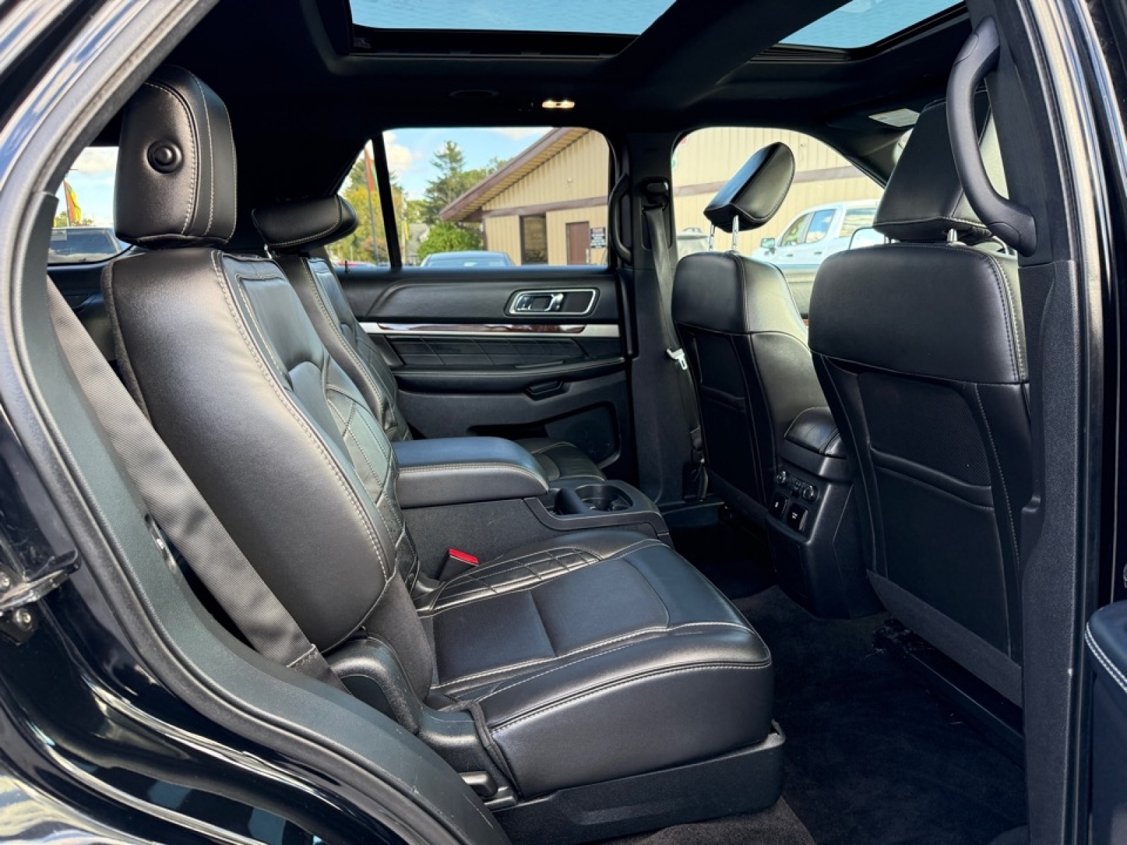 2018 Ford Explorer Platinum, 39081, Photo