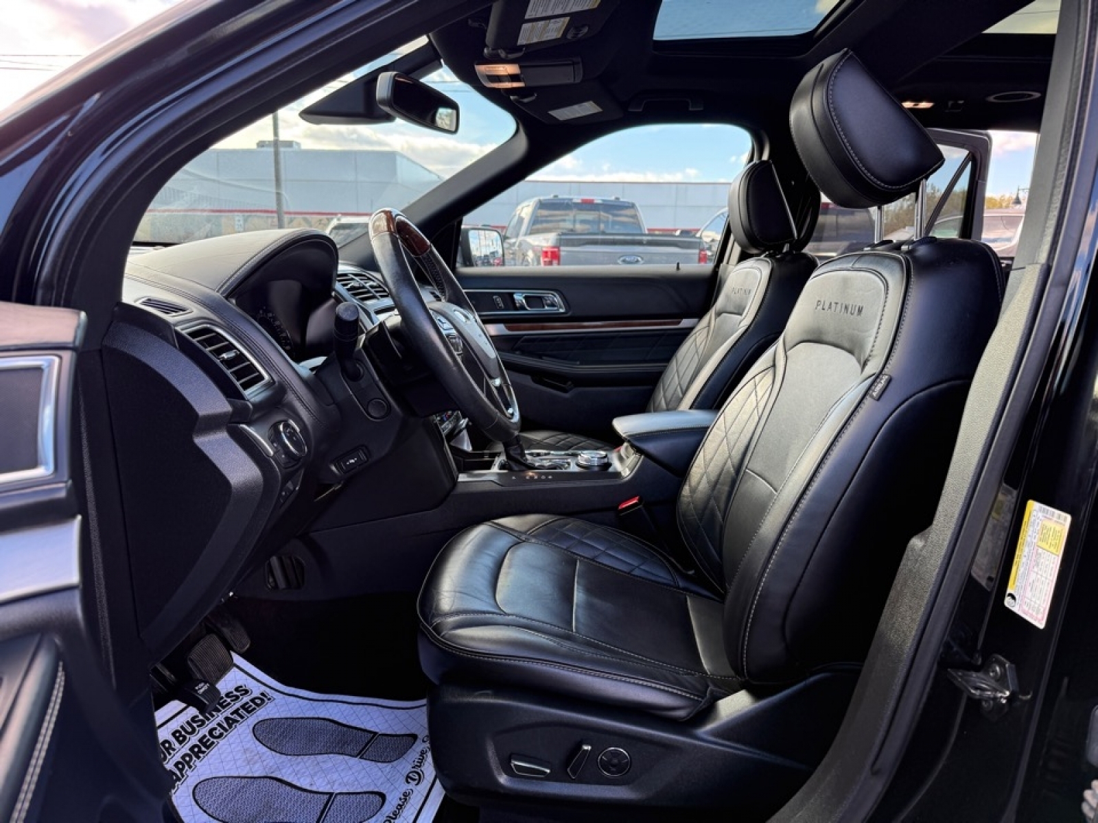 2018 Ford Explorer Platinum, 39081, Photo