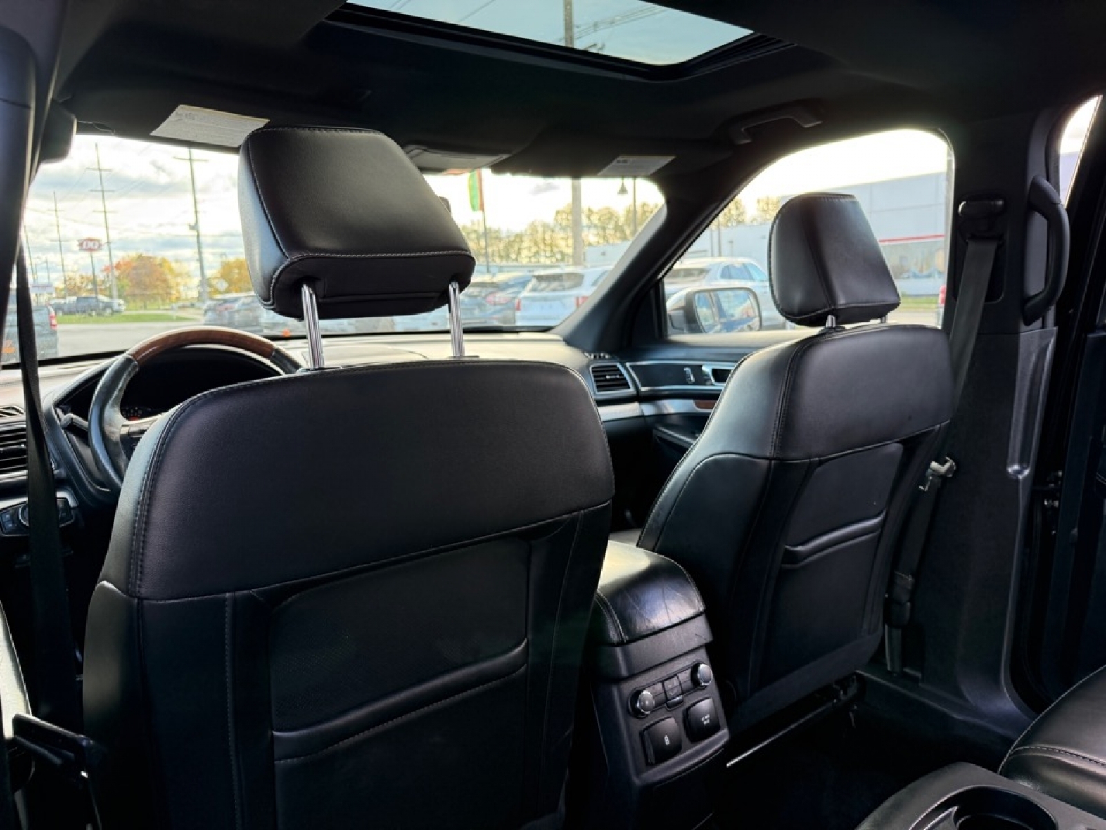 2018 Ford Explorer Platinum, 39081, Photo