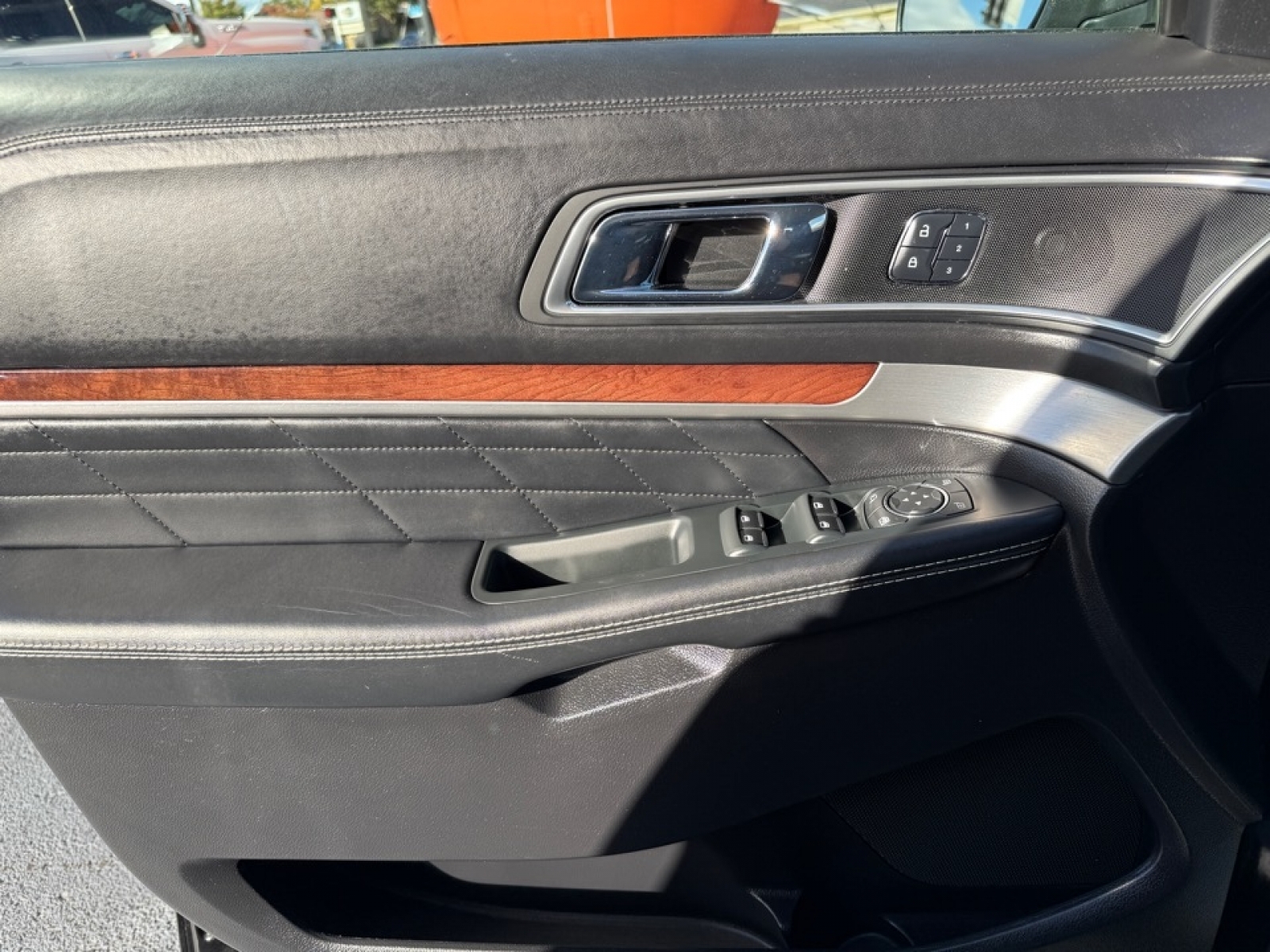2018 Ford Explorer Platinum, 39081, Photo