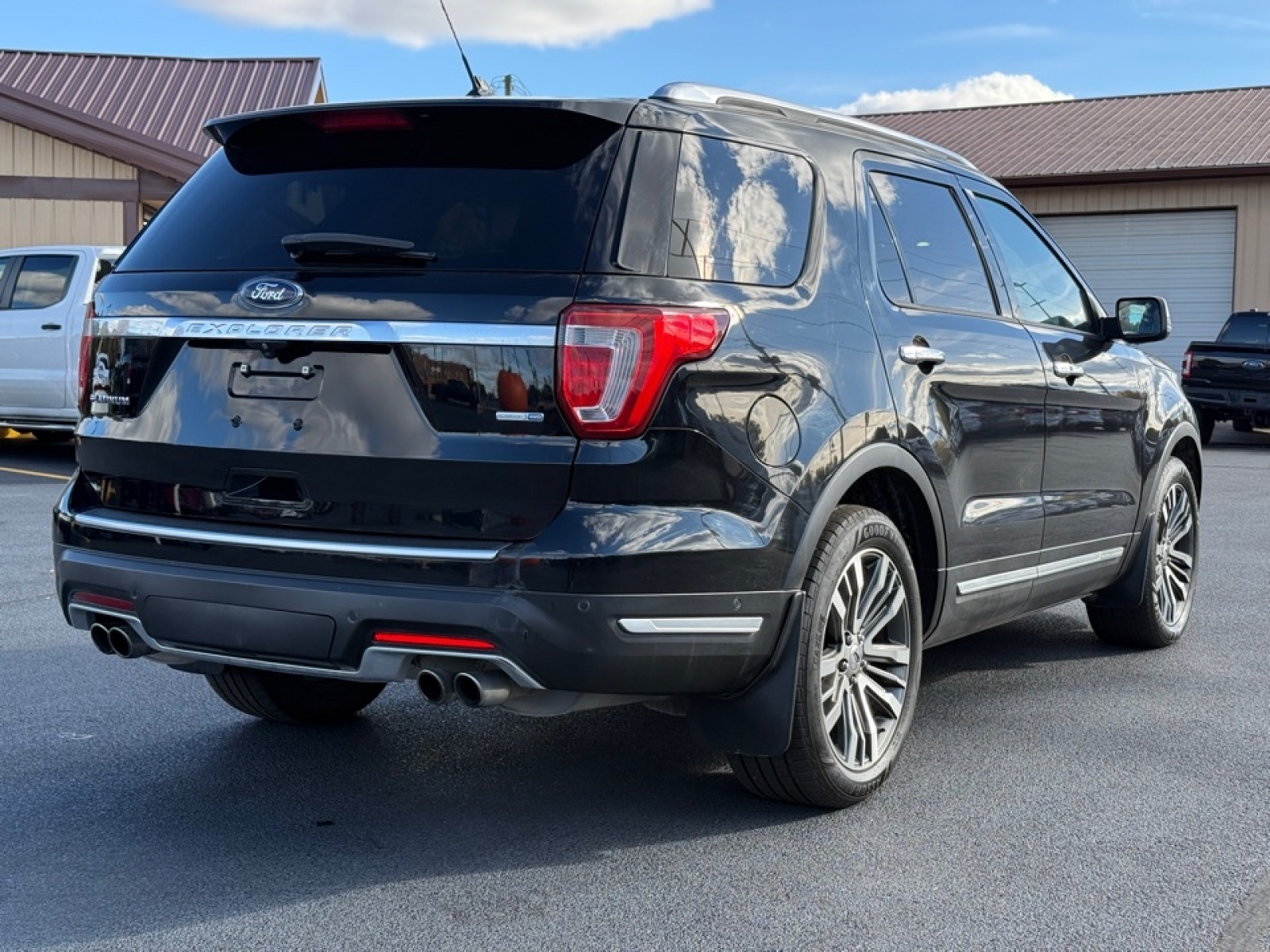 2018 Ford Explorer Platinum, 39081, Photo