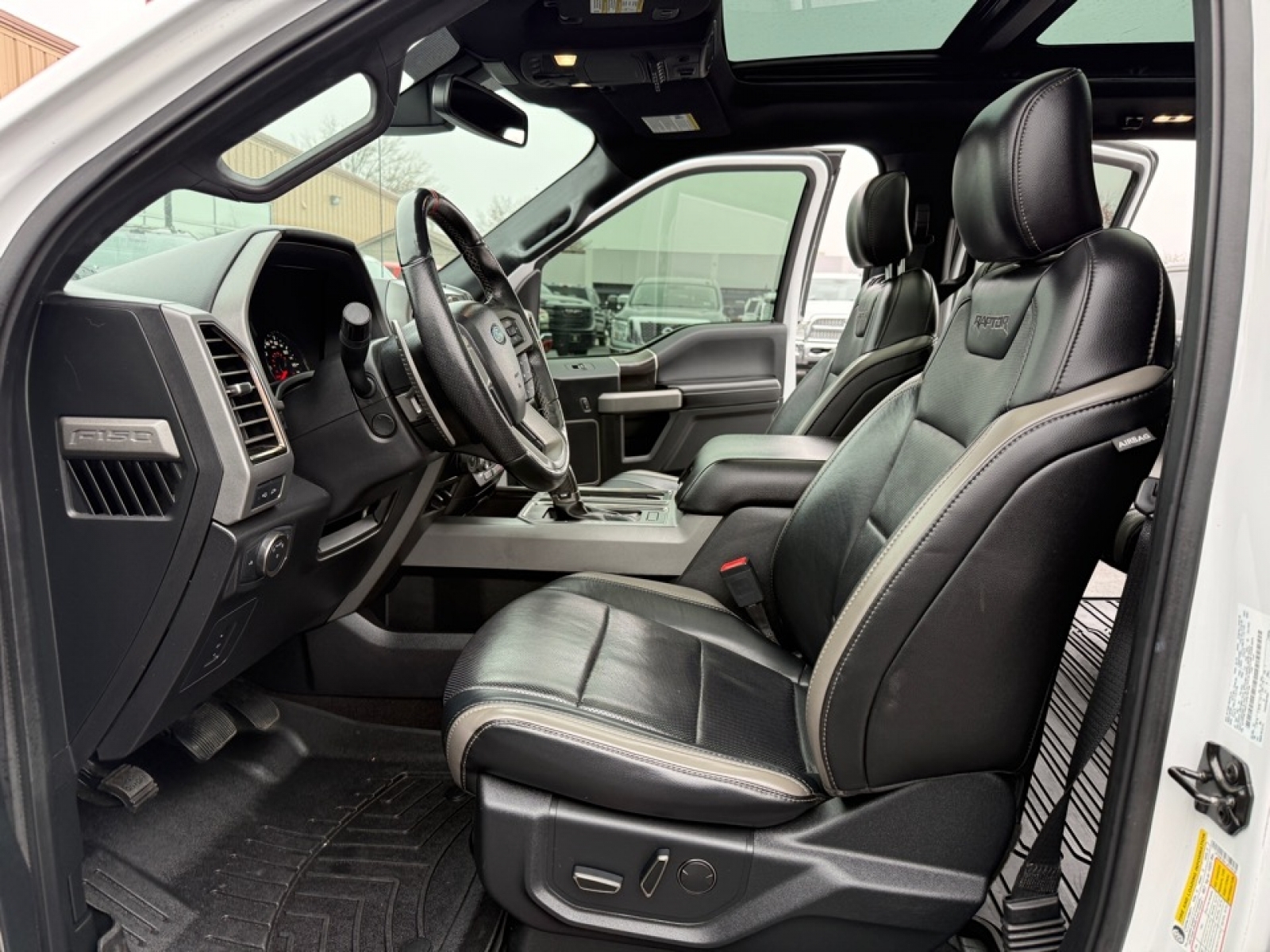 2018 Ford F-150 Raptor, 38446X, Photo