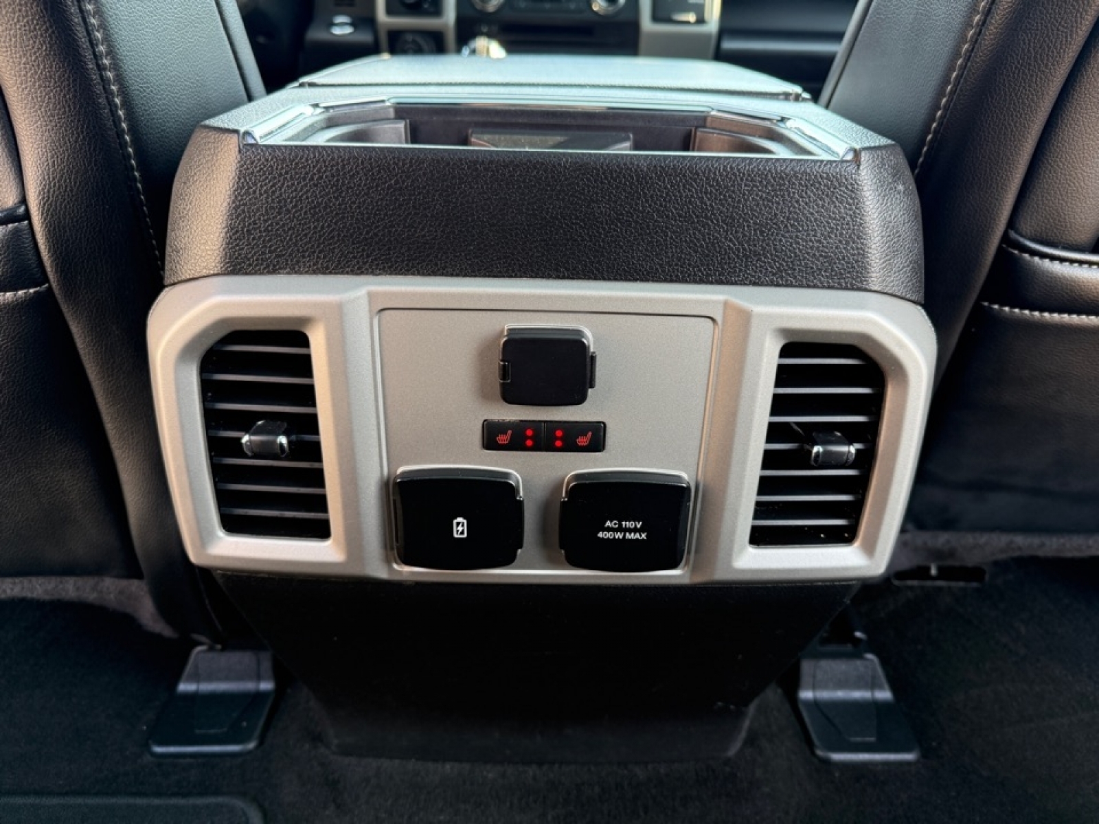 2018 Ford F-150 LARIAT, 39476, Photo