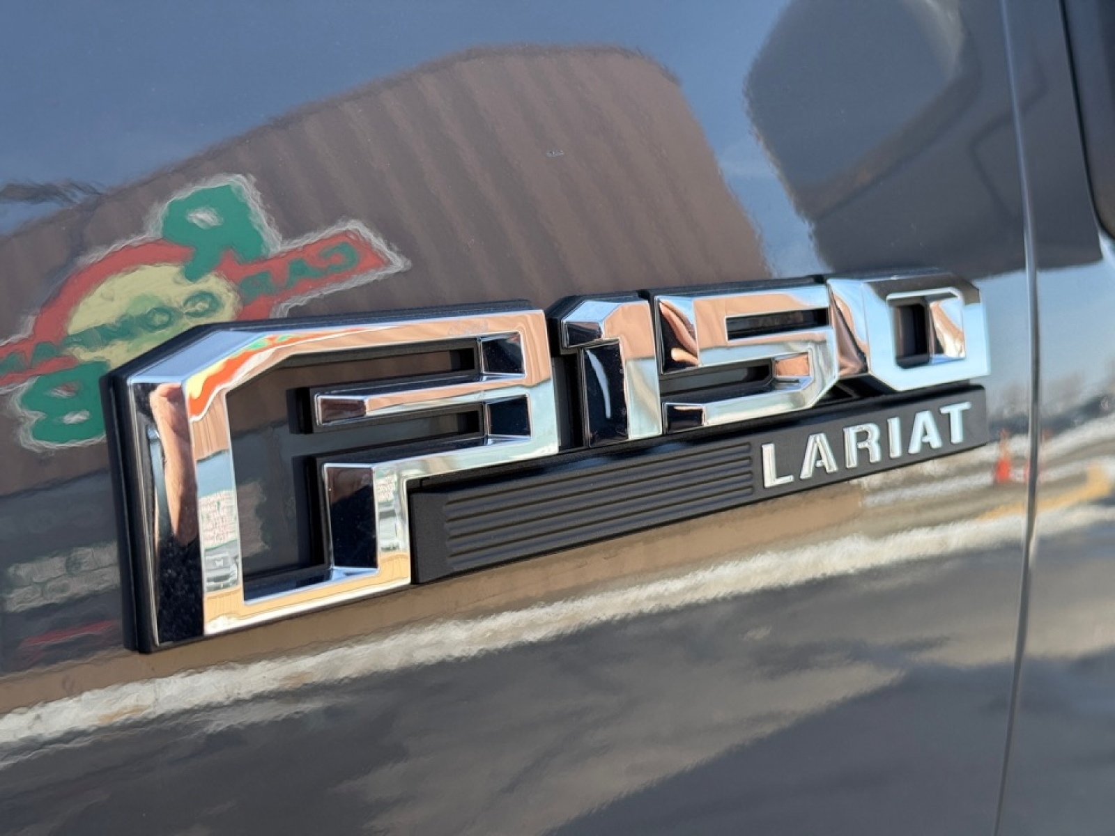 2018 Ford F-150 LARIAT, 39476, Photo