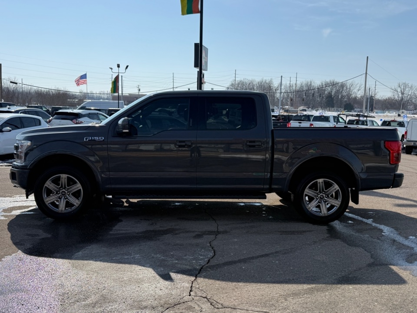 2018 Ford F-150 LARIAT, 39476, Photo