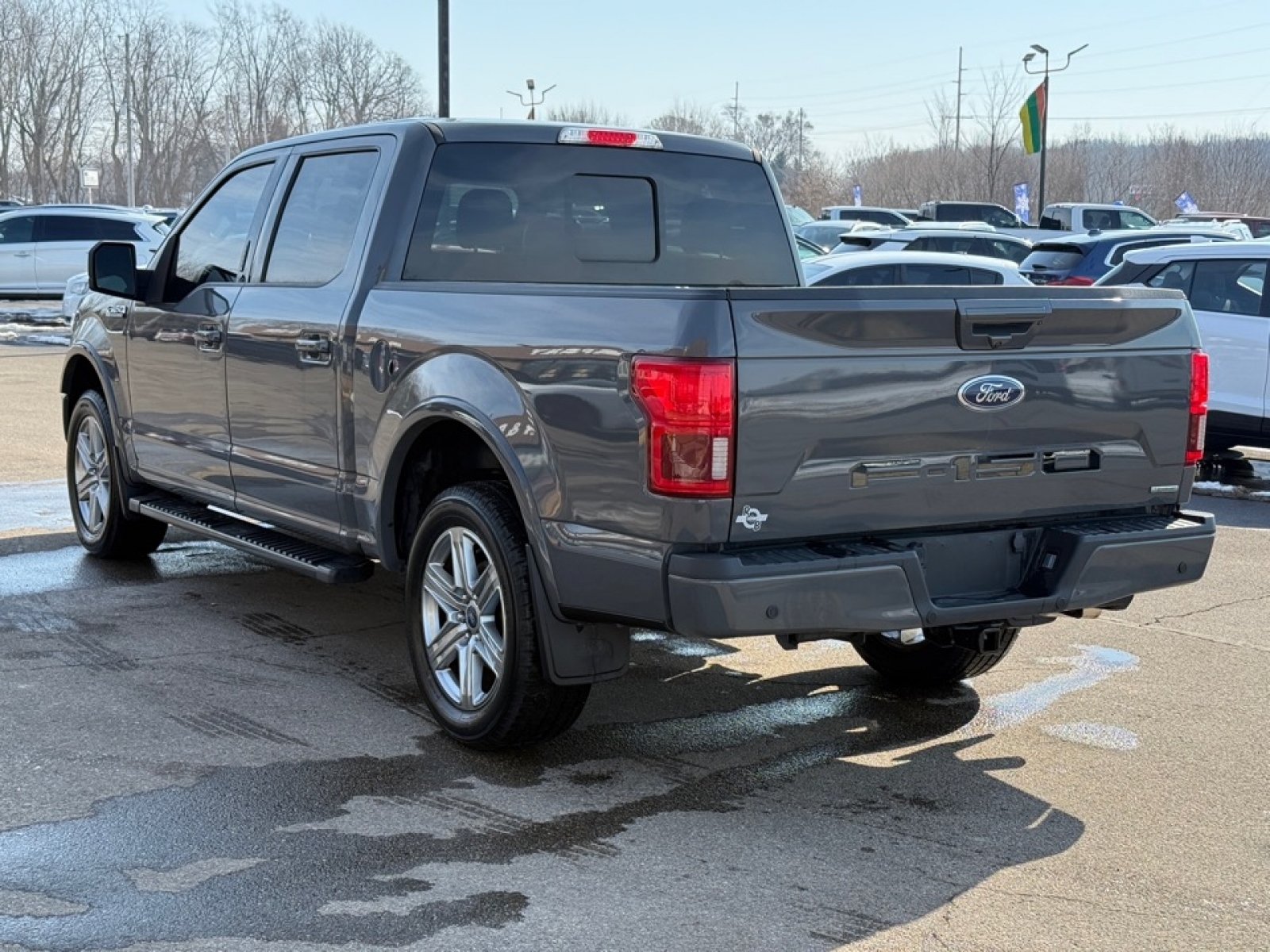 2018 Ford F-150 LARIAT, 39476, Photo