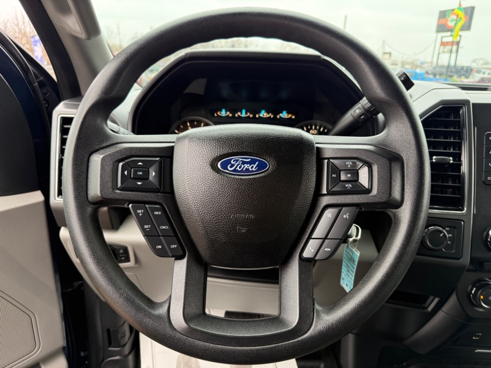 2018 Ford F-150 XLT, 39570, Photo