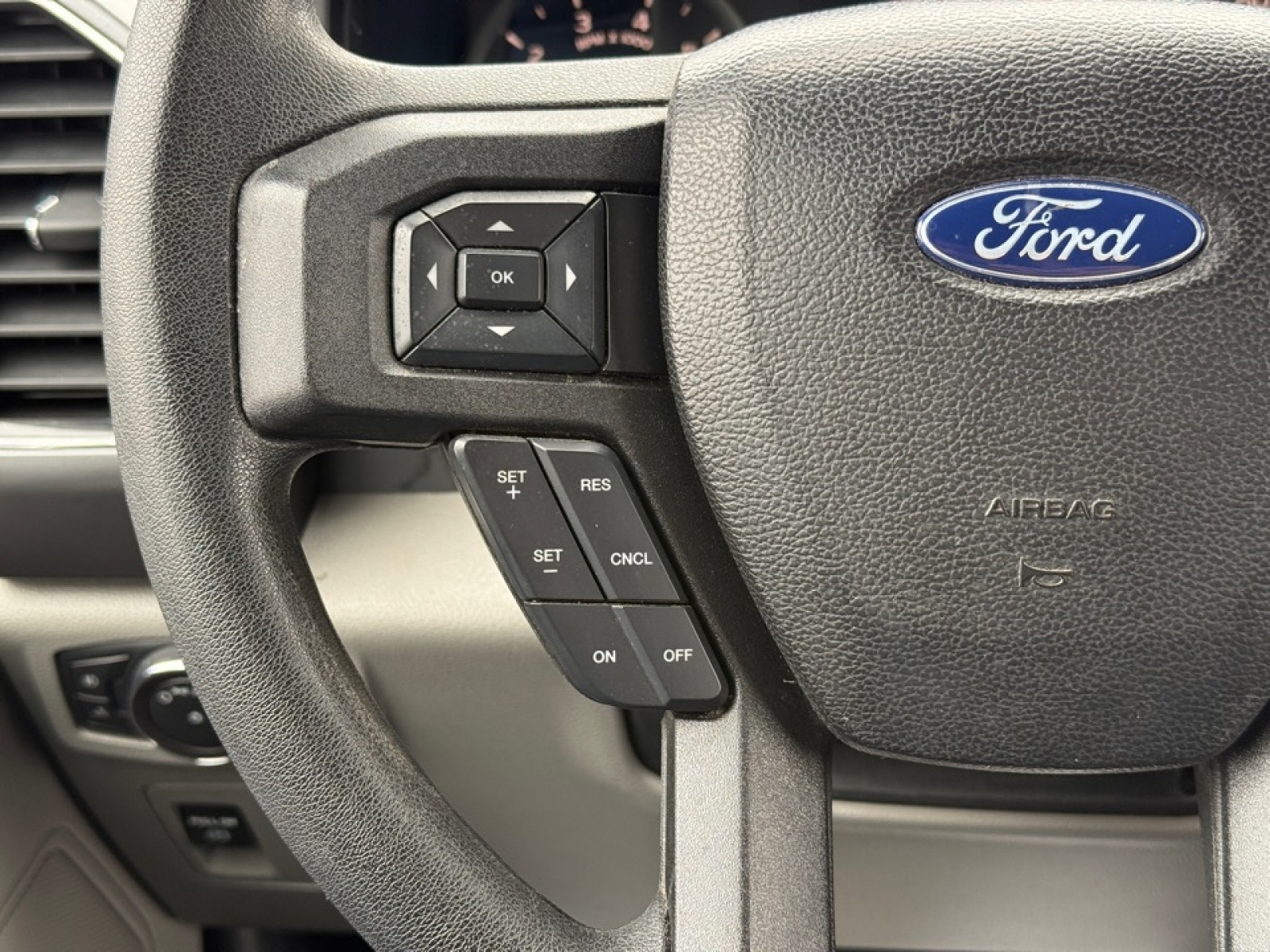 2018 Ford F-150 XLT, 39663, Photo