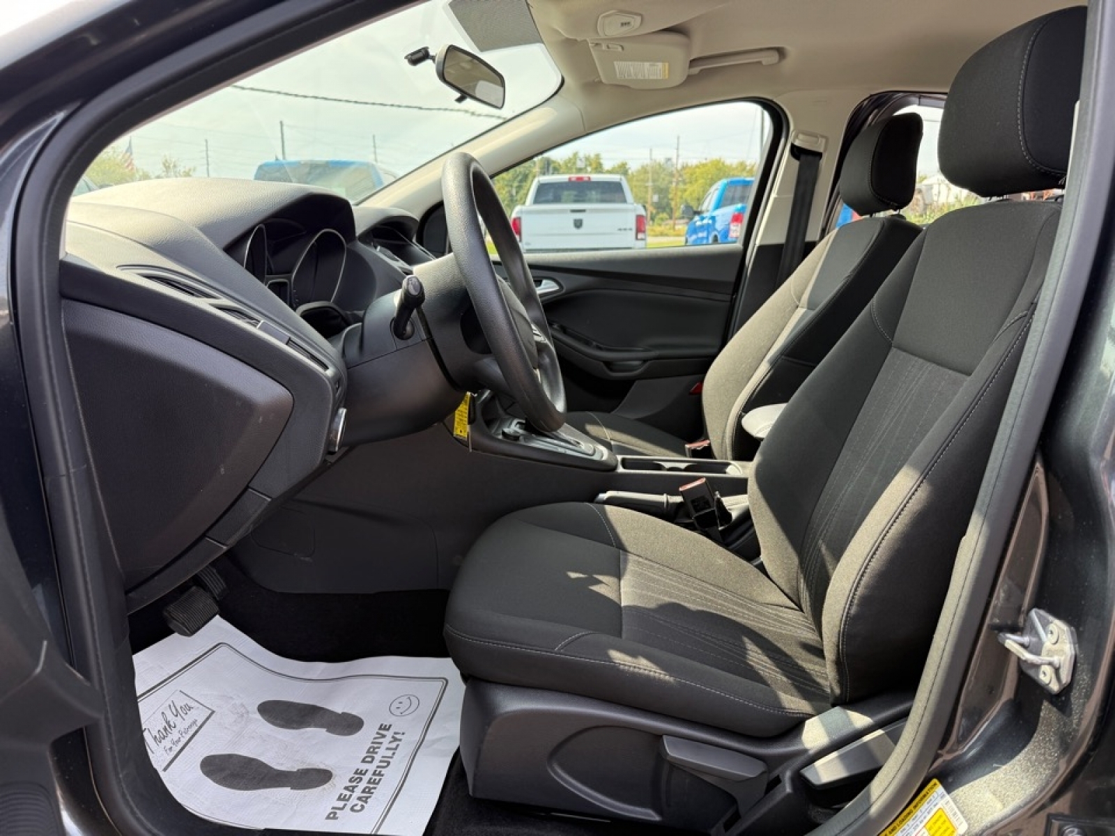 2018 Ford Focus SE photo 12