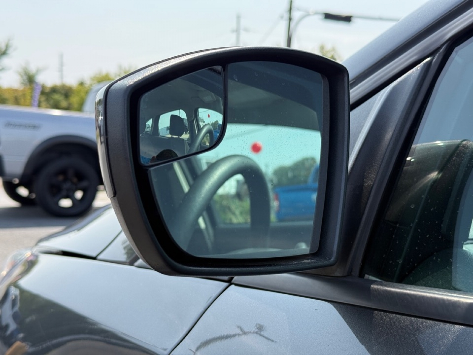 2018 Ford Focus SE photo 20
