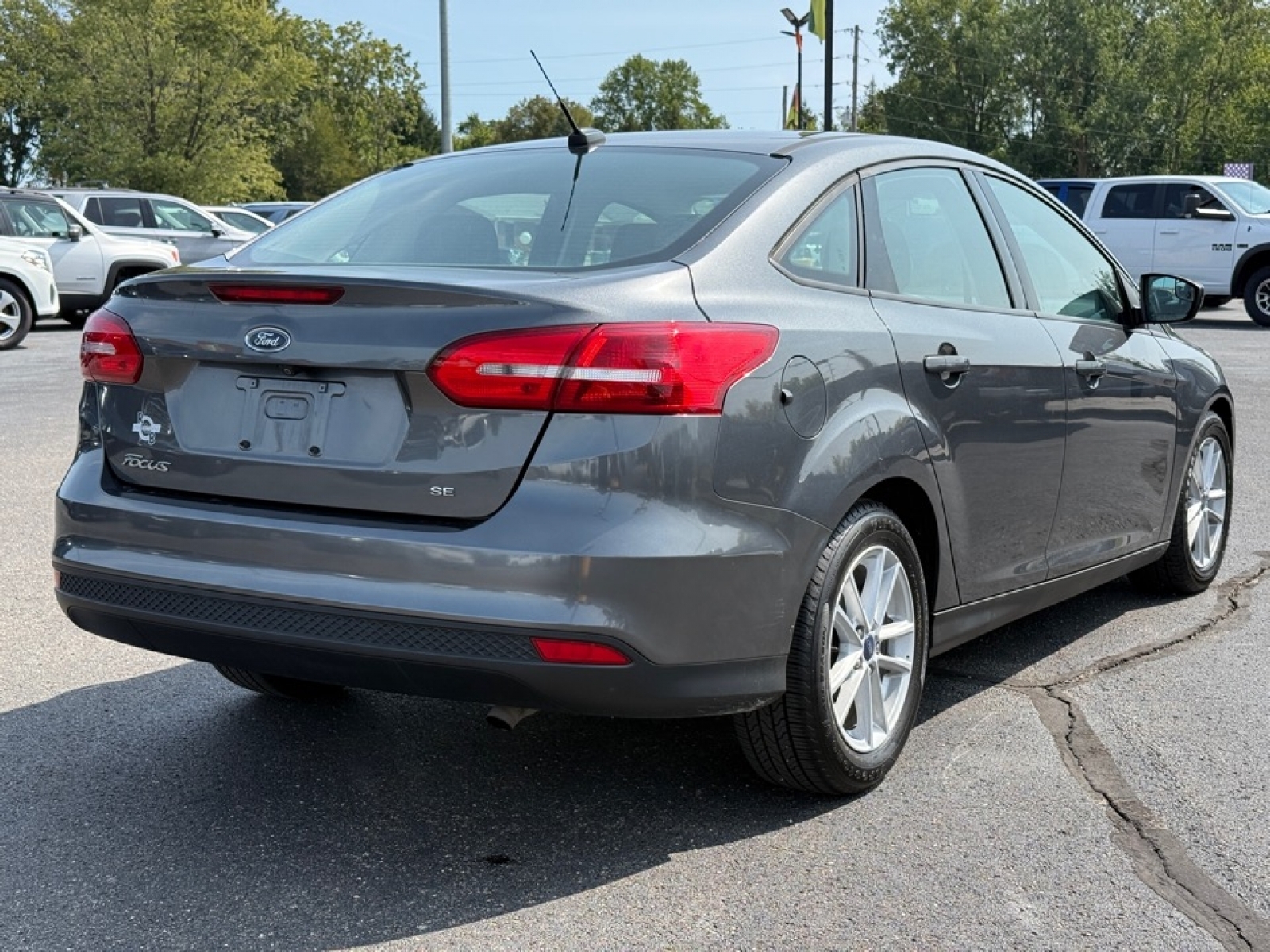 2018 Ford Focus SE photo 7