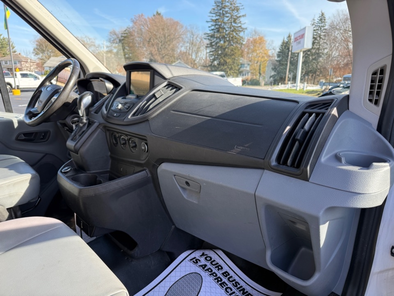 2018 Ford Transit-250 T-250 148