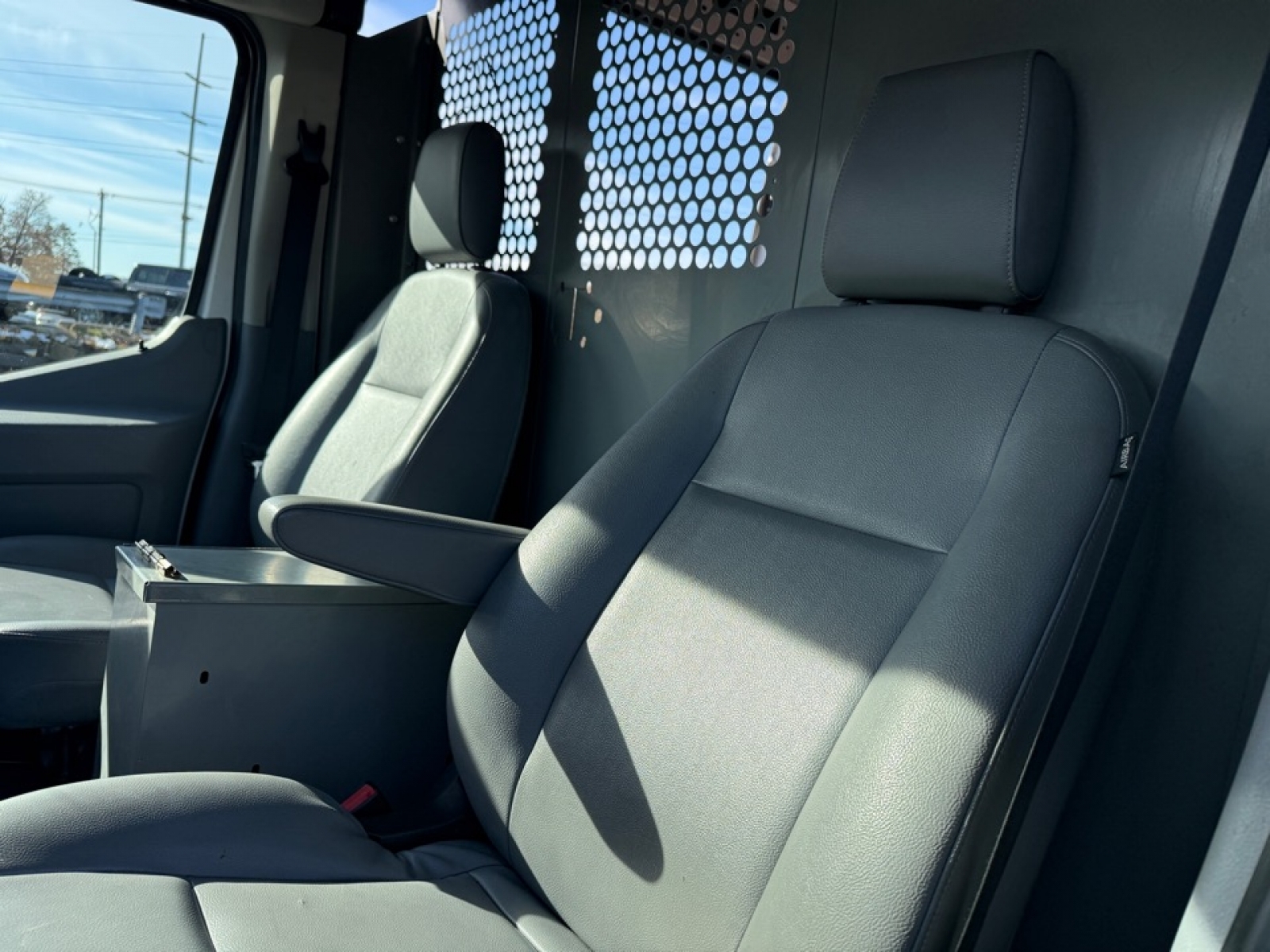 2018 Ford Transit-250 T-250 148