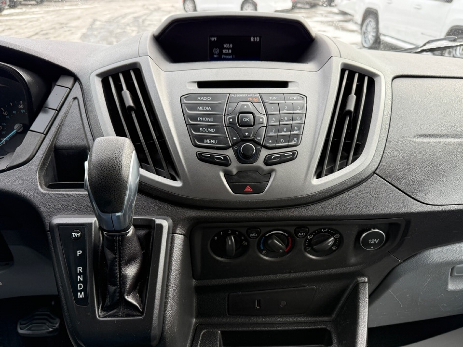 2018 Ford Transit-250 T-250 130