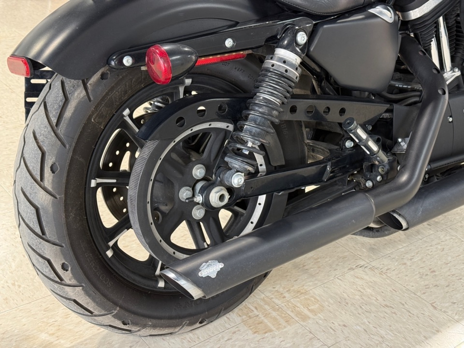 2018 Harley Davidson Iron 883, 34004Z, Photo