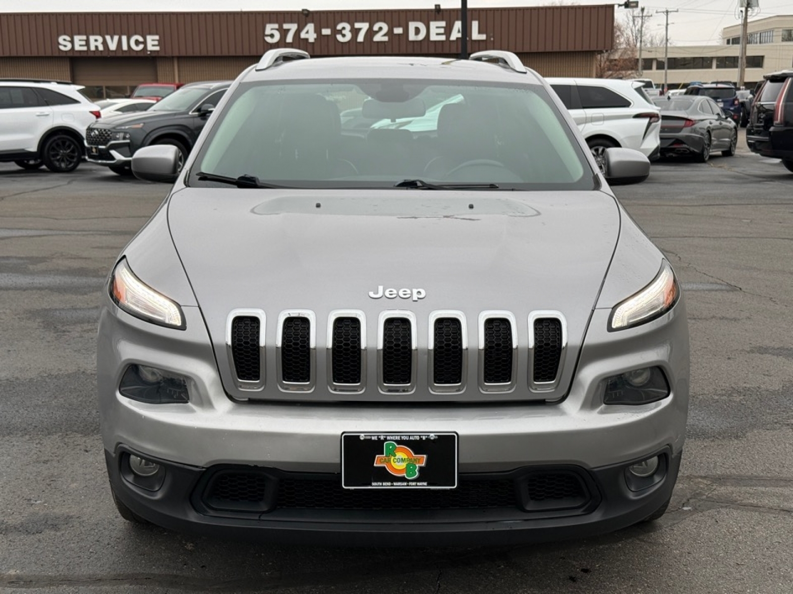 2018 Jeep Cherokee Latitude Plus FWD, 38930A, Photo