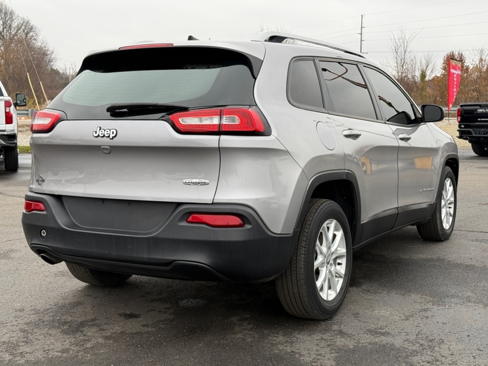 2018 Jeep Cherokee Latitude Plus FWD, 38930A, Photo