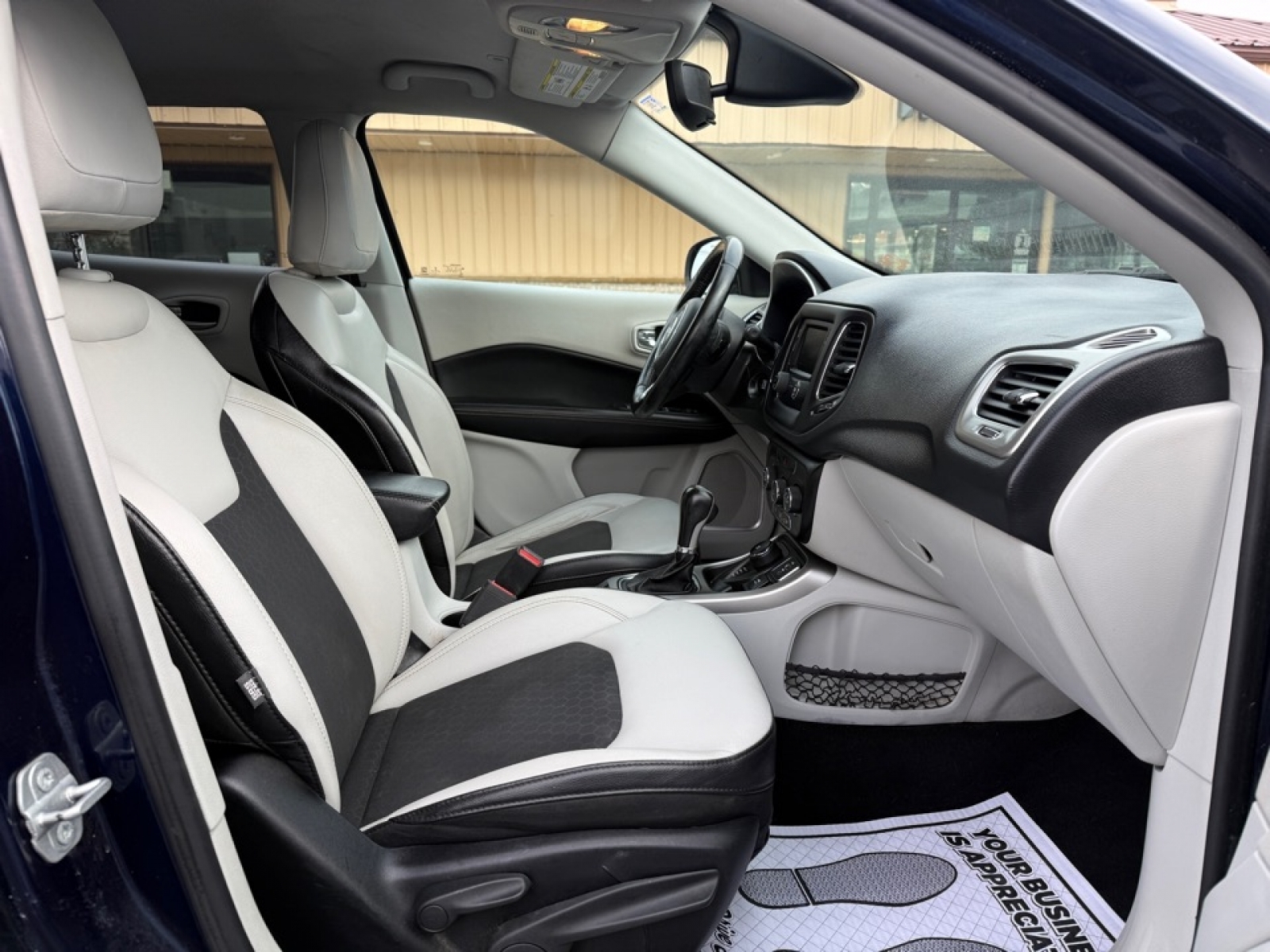 2018 Jeep Compass Latitude 4x4, 39282, Photo