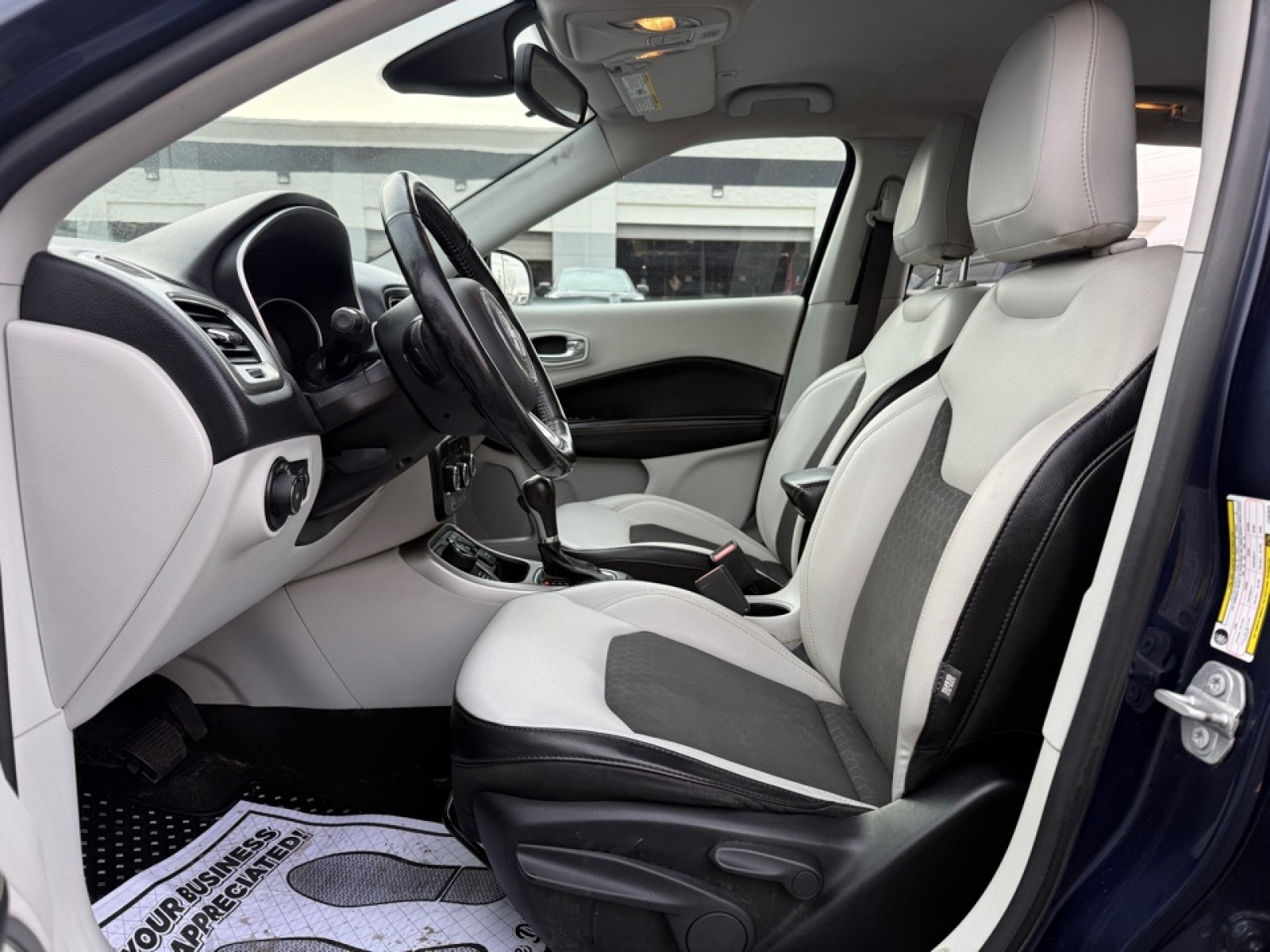 2018 Jeep Compass Latitude 4x4, 39282, Photo