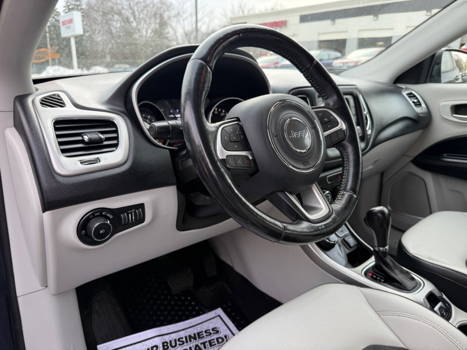 2018 Jeep Compass Latitude 4x4, 39282, Photo