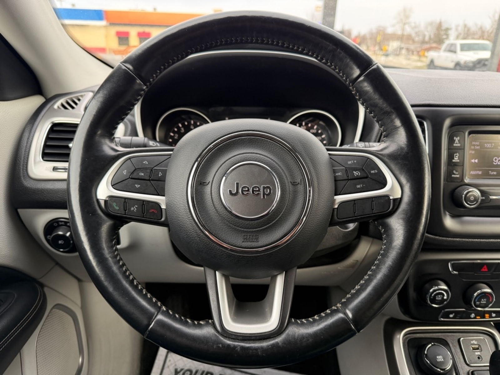 2018 Jeep Compass Latitude 4x4, 39282, Photo