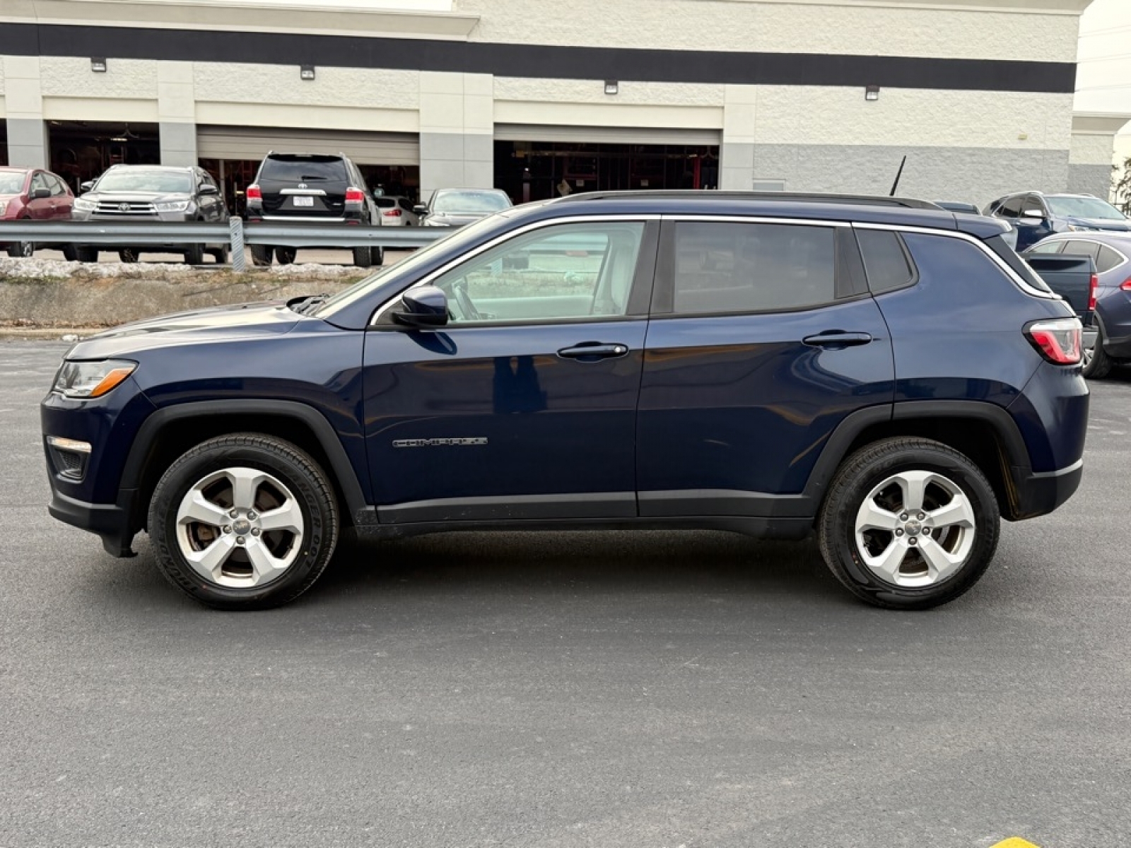 2018 Jeep Compass Latitude 4x4, 39282, Photo