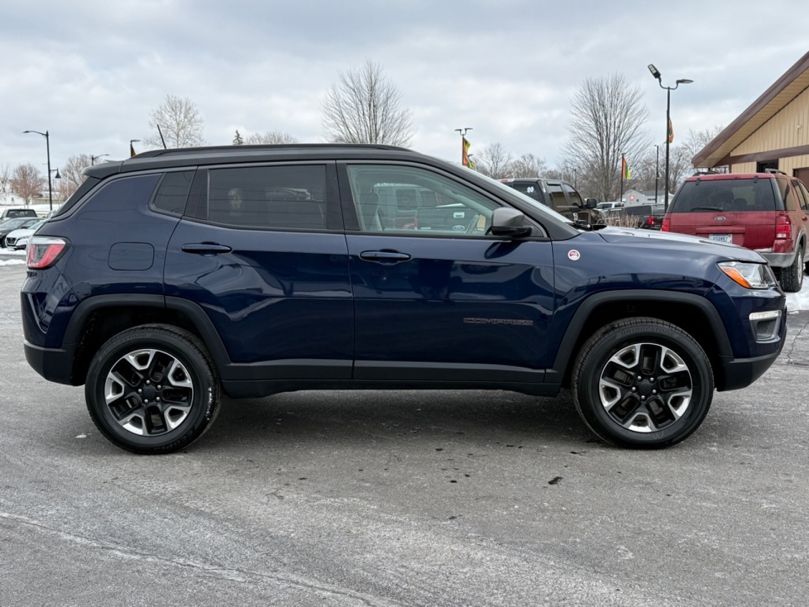 2018 Jeep Compass Trailhawk 4x4, 39464, Photo